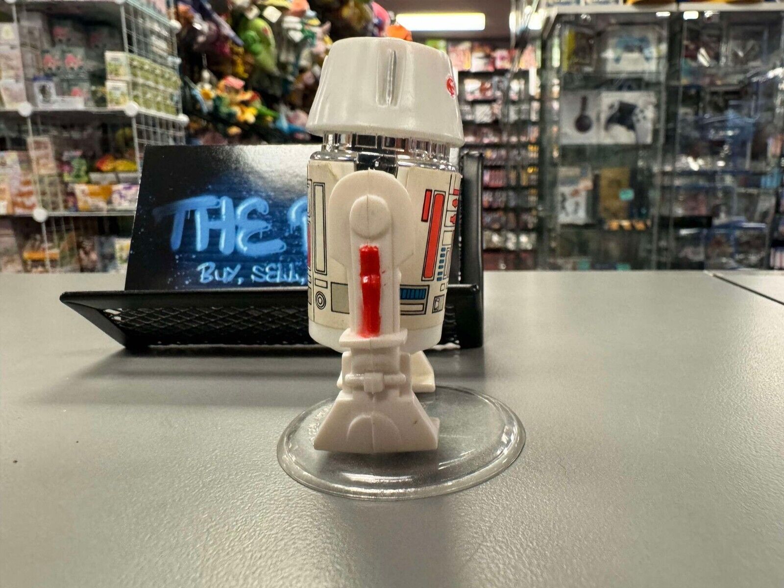 R5-D4 (Arfive-Defour) sold