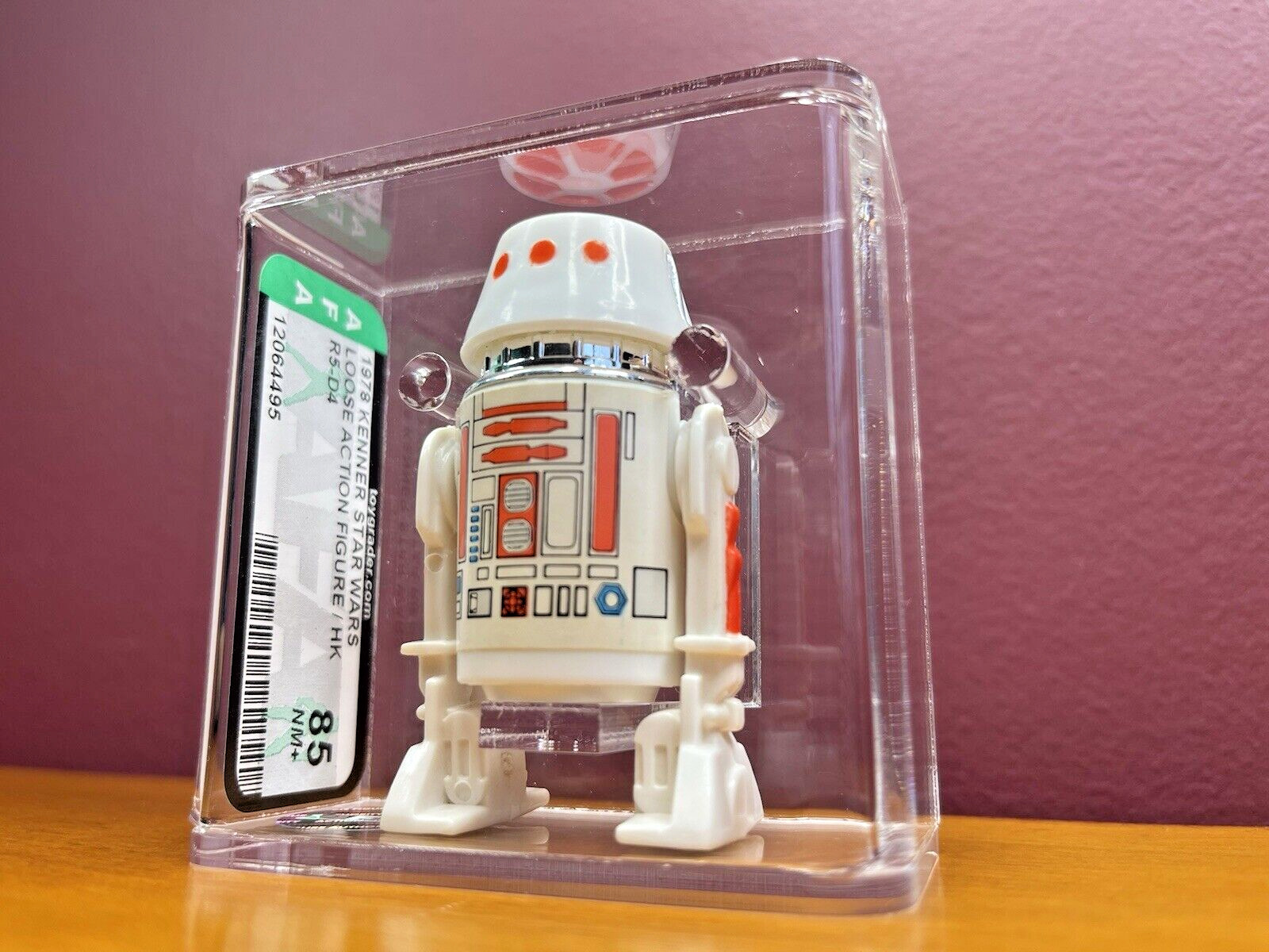 R5-D4 (Arfive-Defour) sold