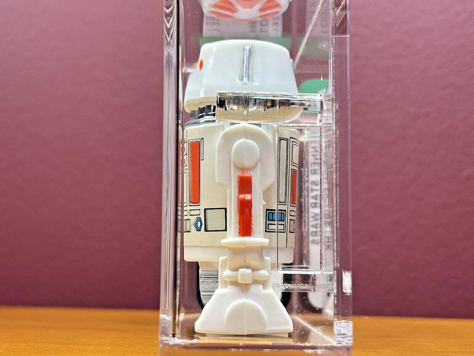 R5-D4 (Arfive-Defour) sold