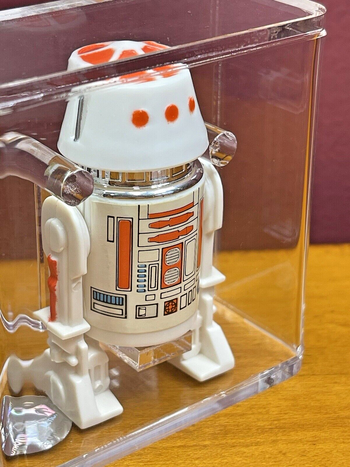 R5-D4 (Arfive-Defour) sold