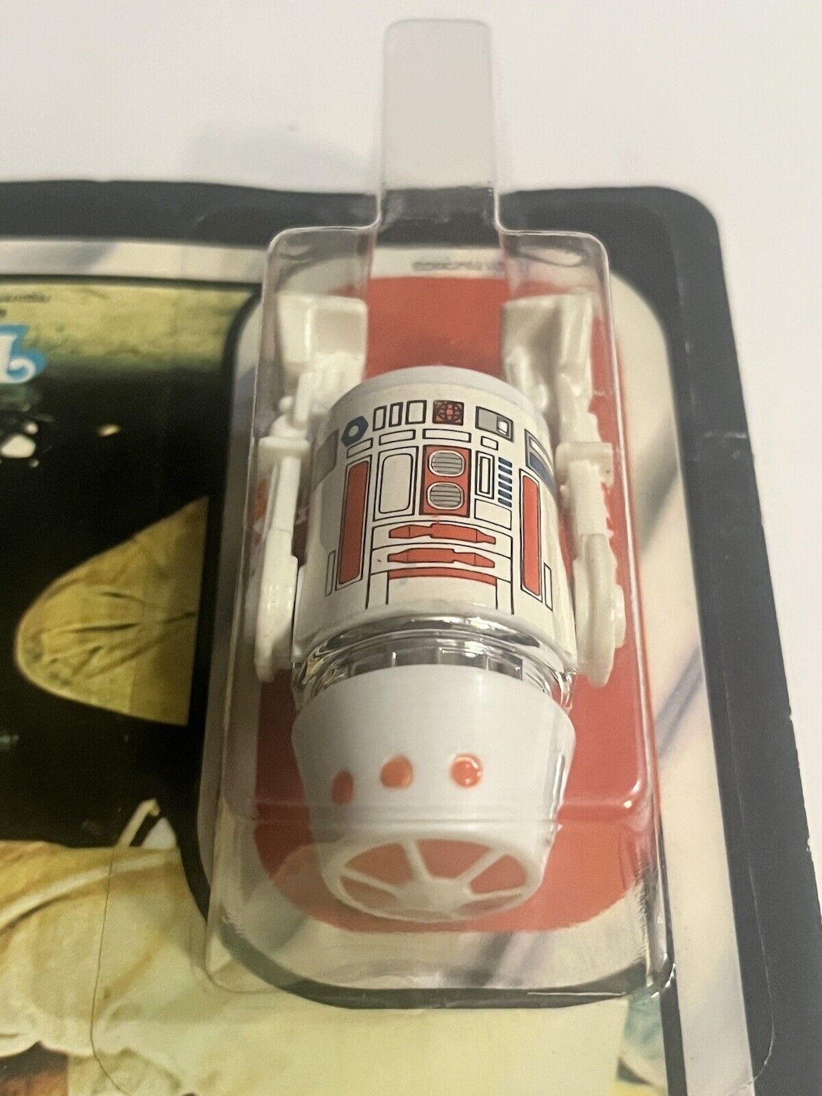 R5-D4 (Arfive-Defour) sold