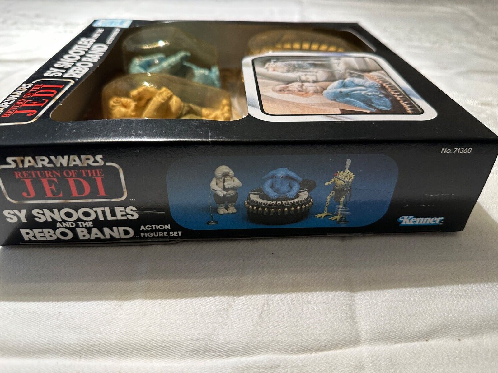 Sy Snootles & The Rebo Band sold