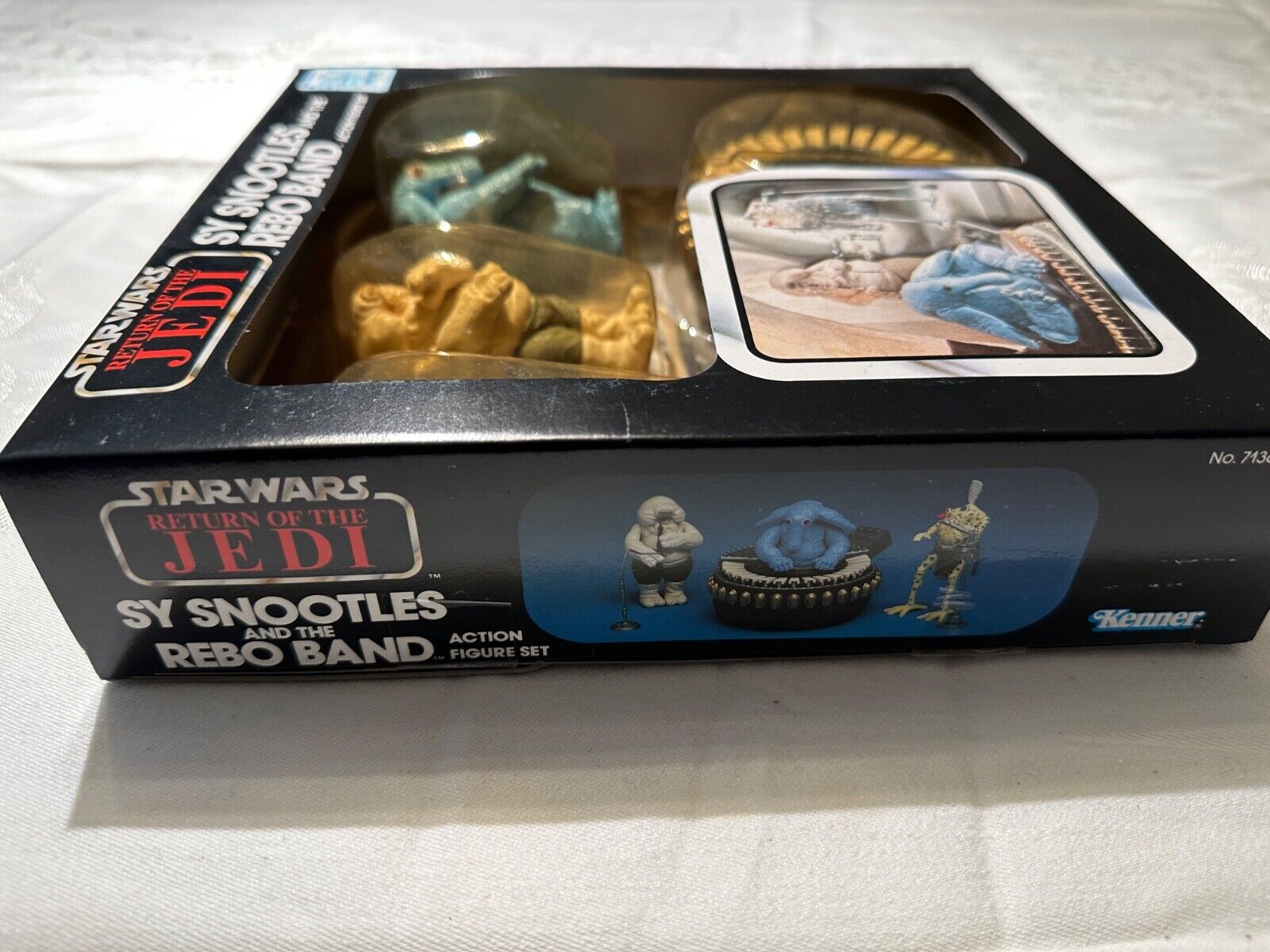 Sy Snootles & The Rebo Band sold
