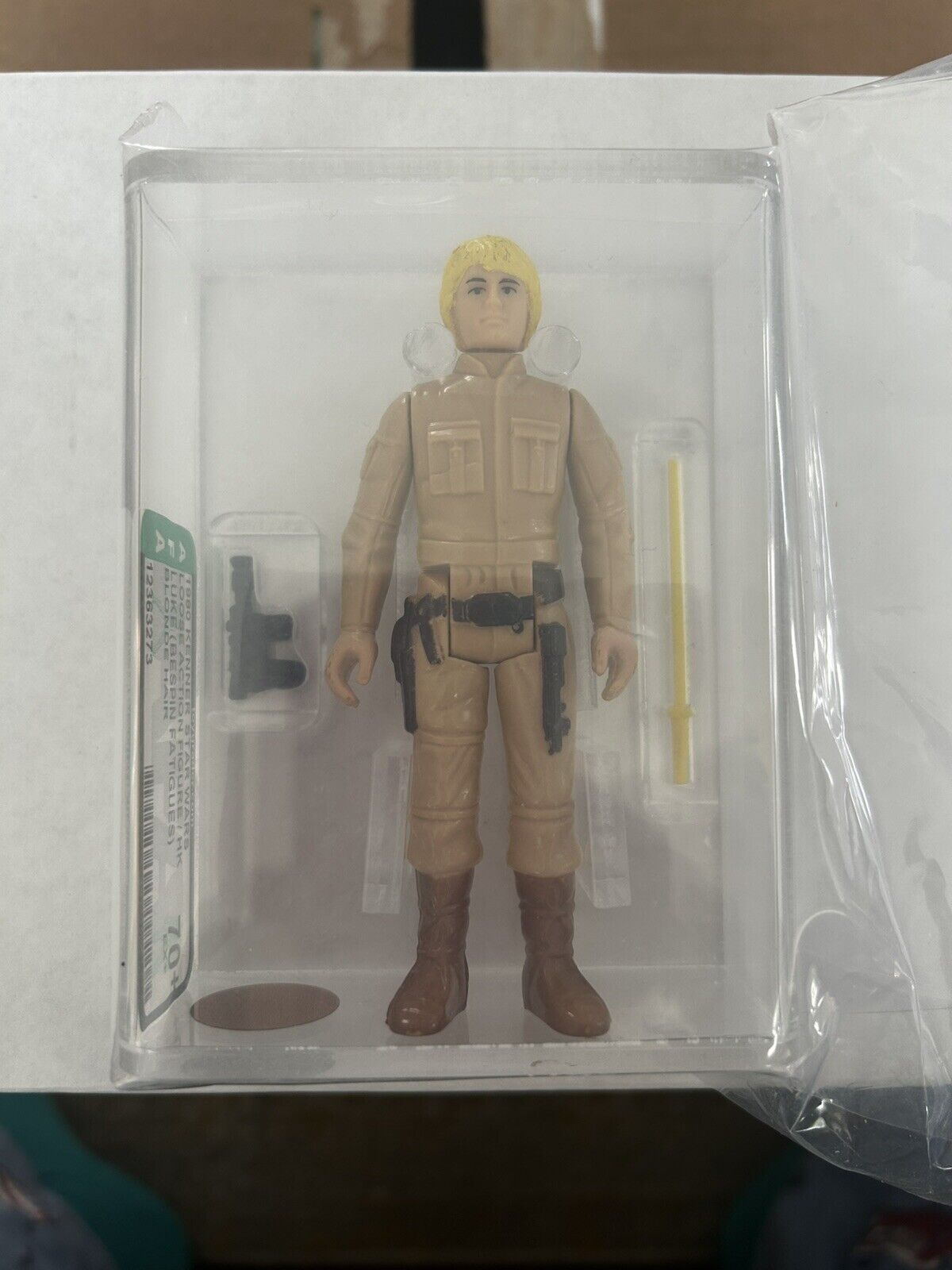 Luke Skywalker (Bespin Fatigues) sold