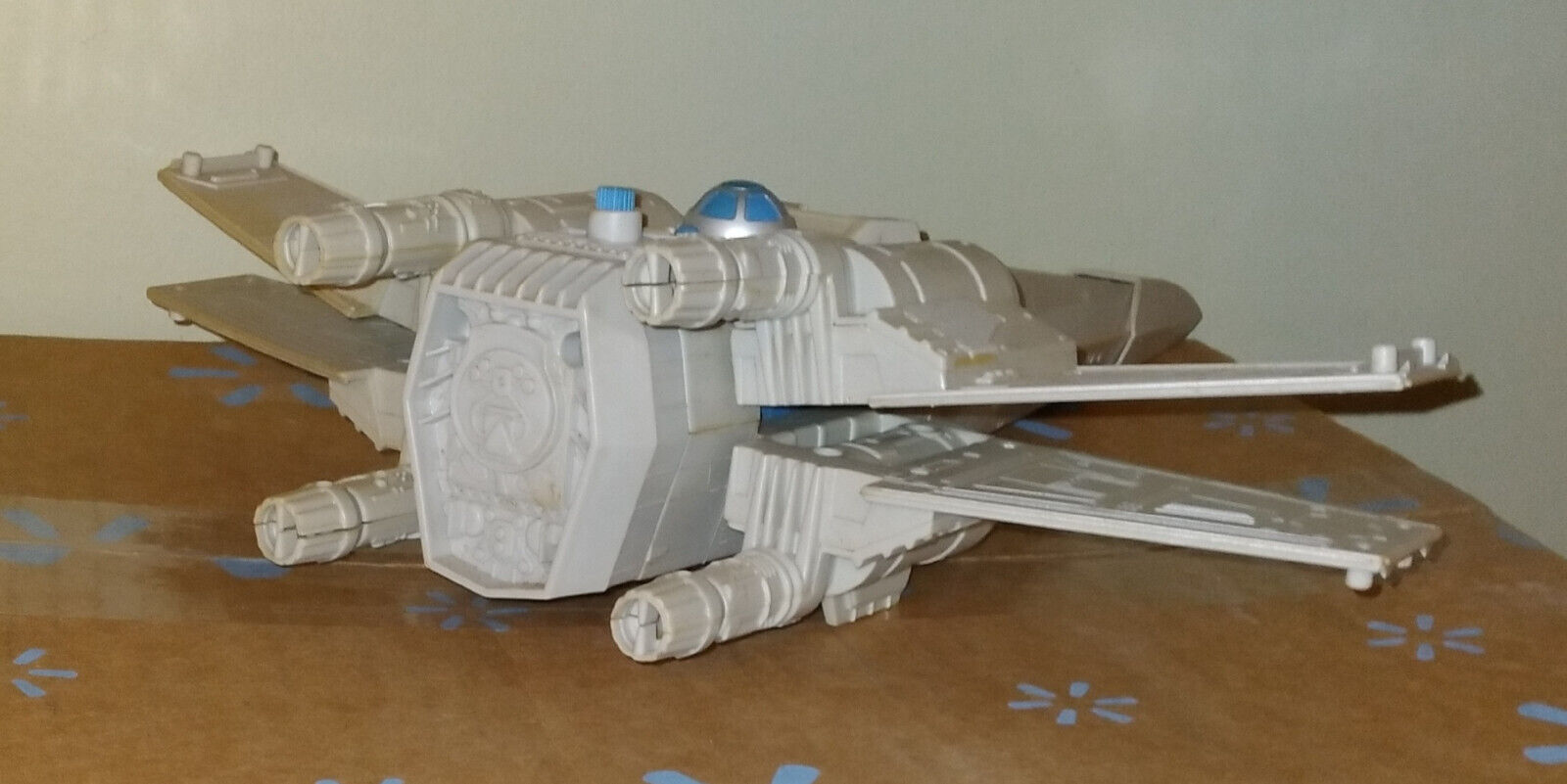 X-Wing Fighter (Battle Damaged) sold