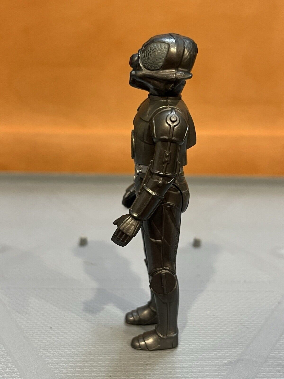 Zuckuss sold