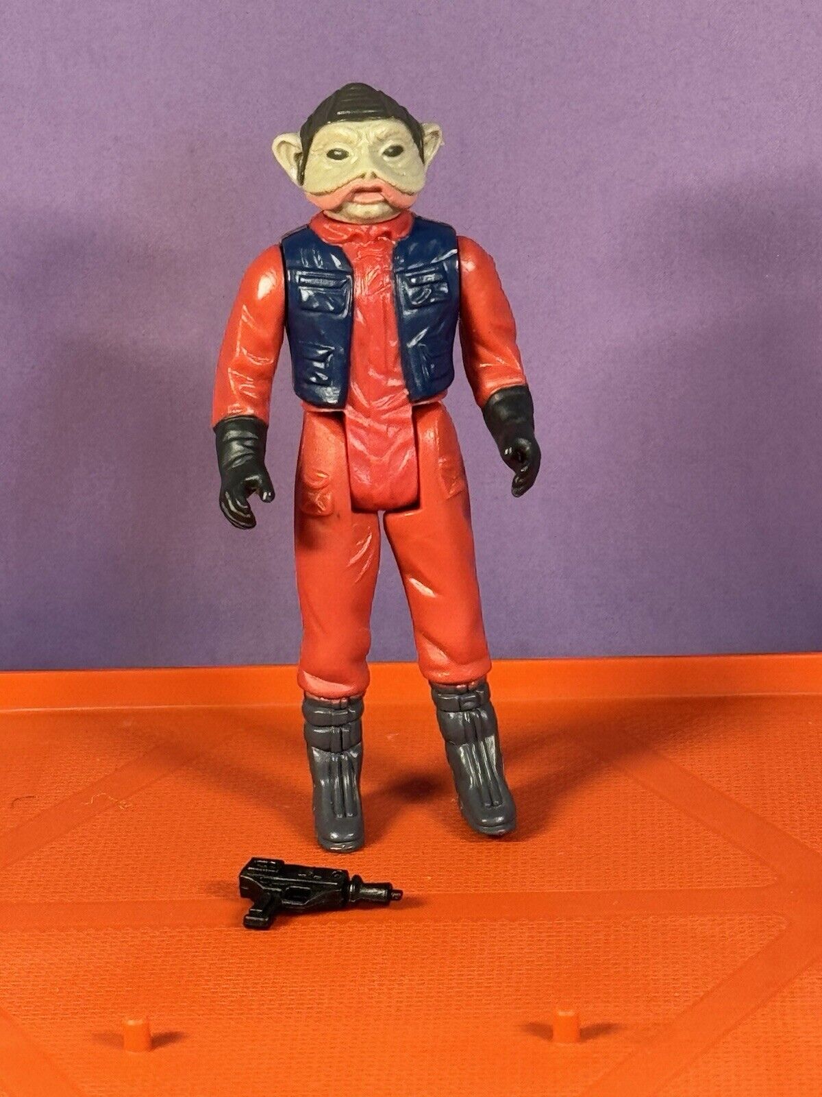 Nien Nunb sold