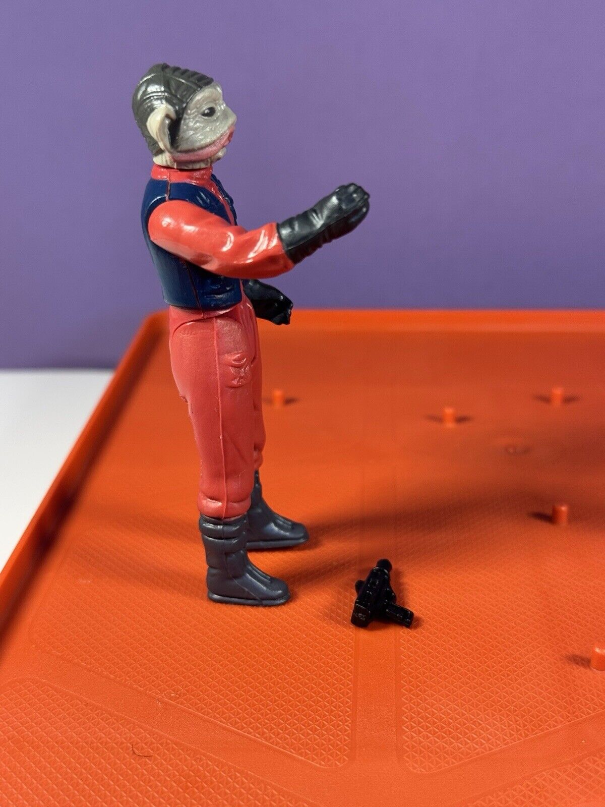 Nien Nunb sold