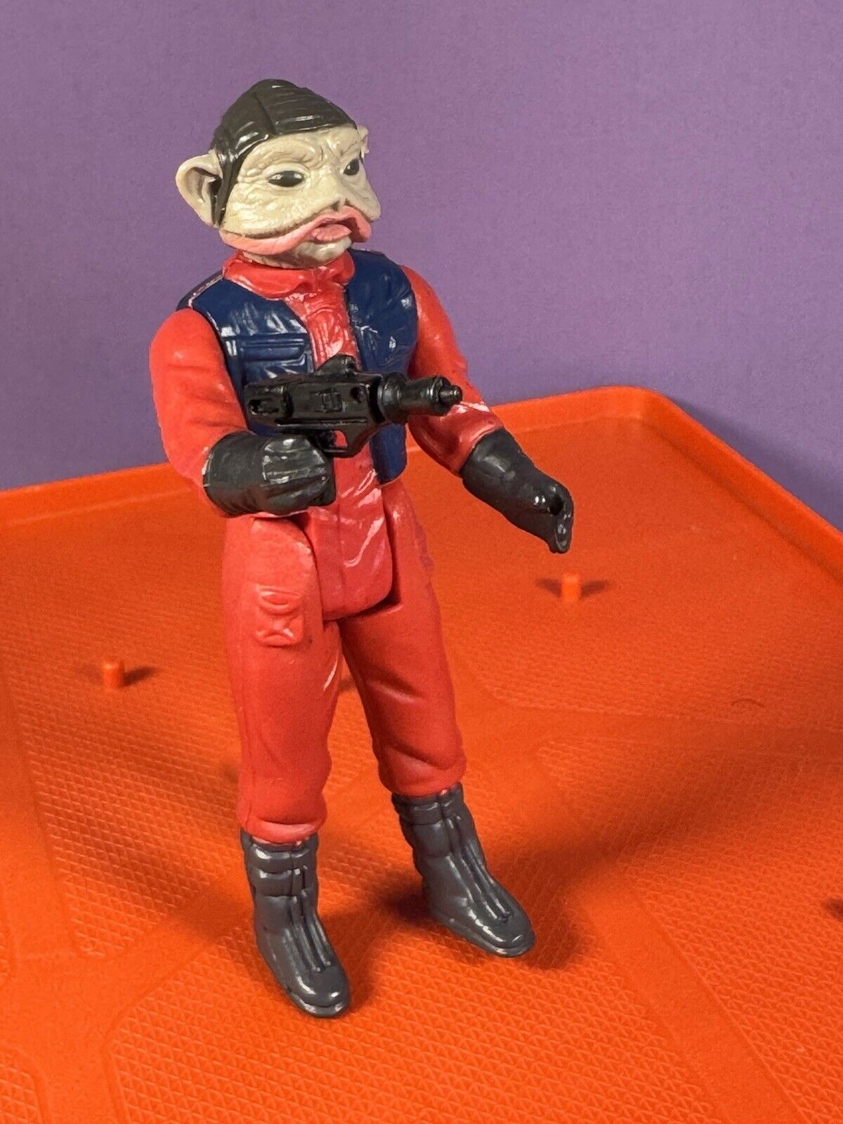 Nien Nunb sold
