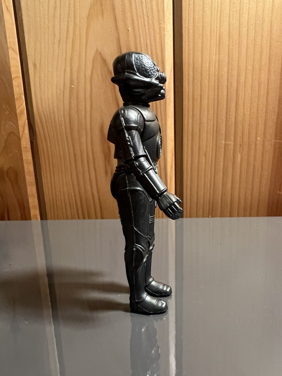 Zuckuss sold