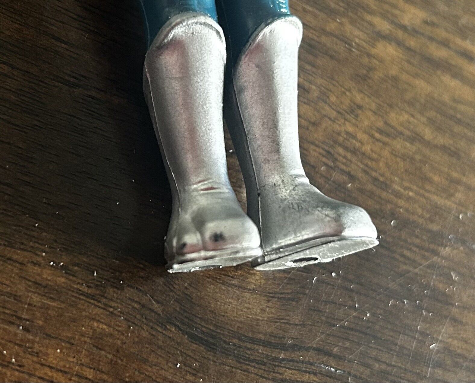 Blue Snaggletooth sold