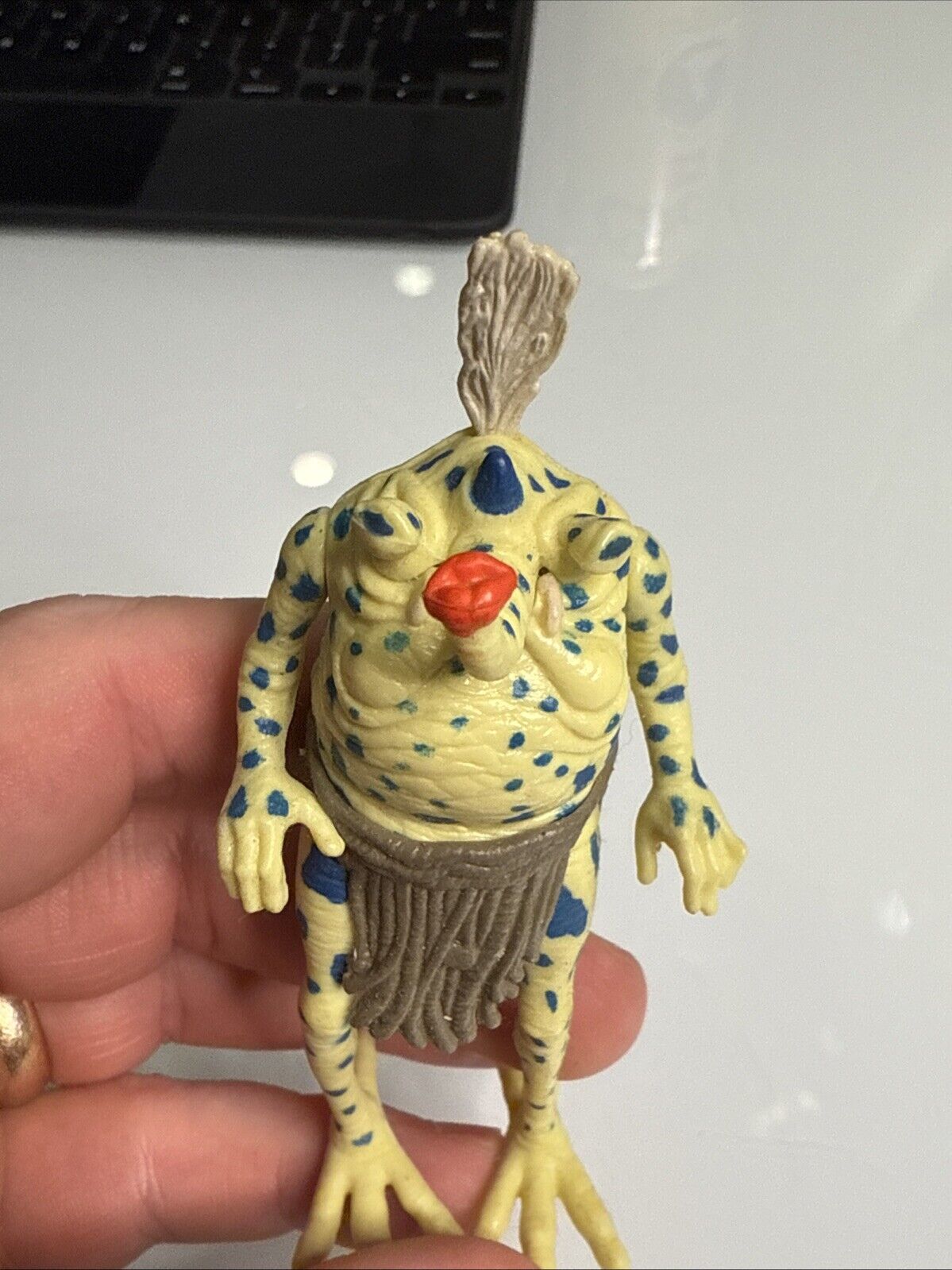 Sy Snootles sold