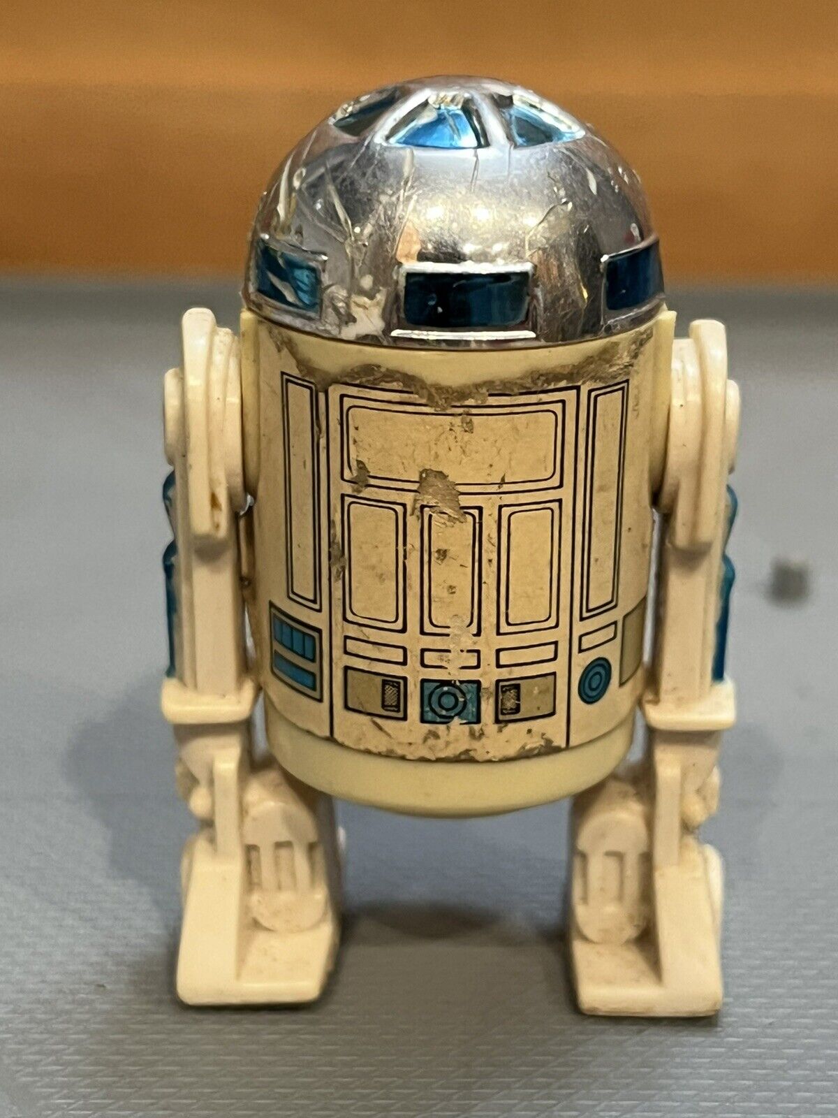 R2-D2 (Artoo-Detoo) (with Sensorscope) sold