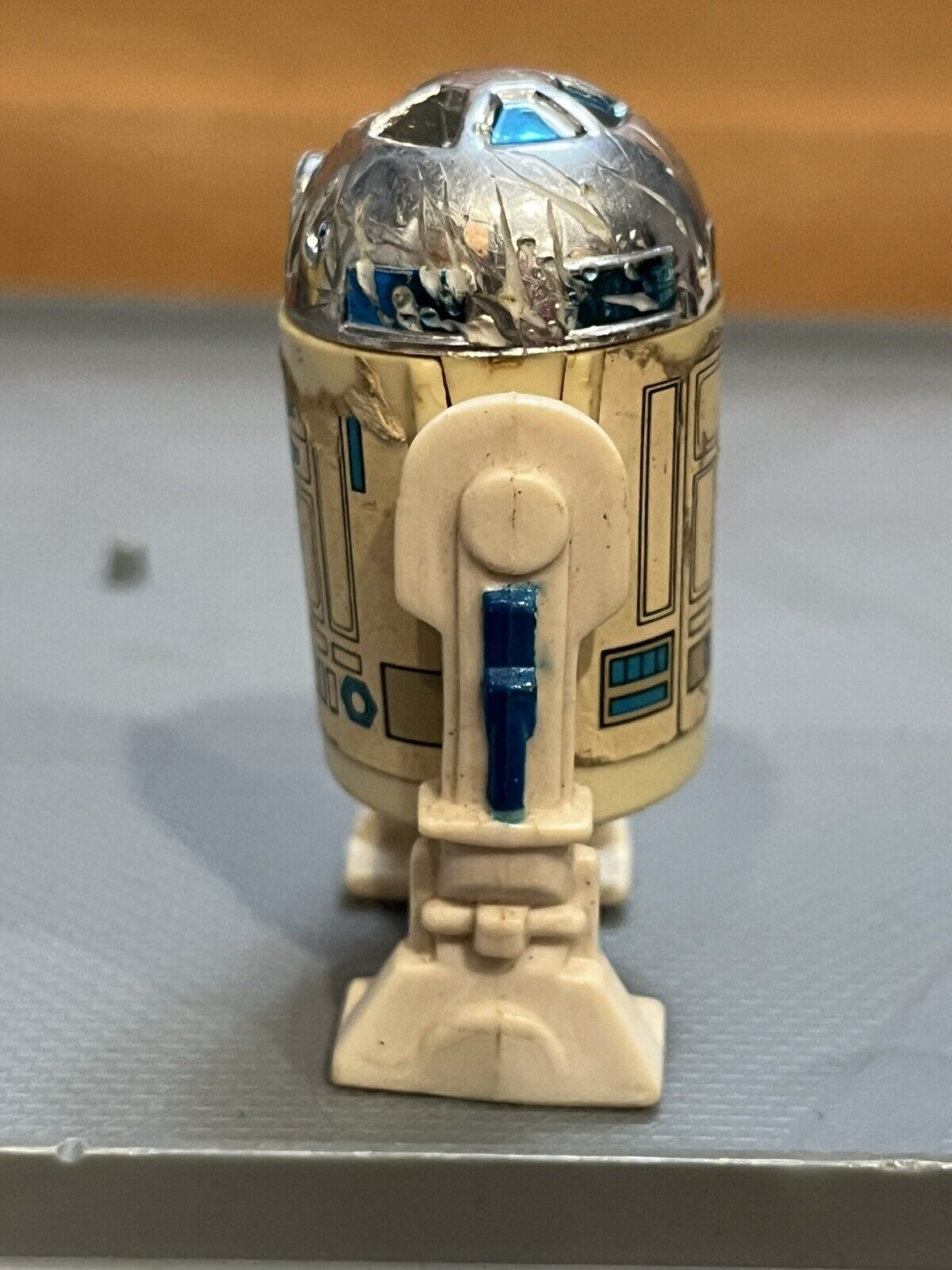 R2-D2 (Artoo-Detoo) (with Sensorscope) sold