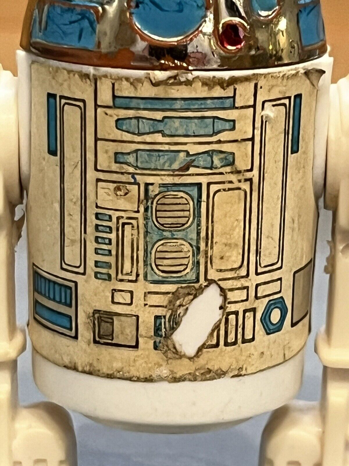 R2-D2 (Artoo-Detoo) (with Sensorscope) sold