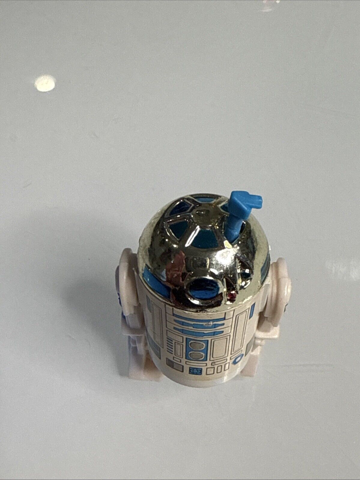 R2-D2 (Artoo-Detoo) (with Sensorscope) sold