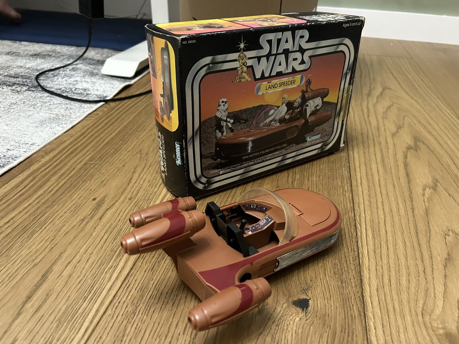 Landspeeder sold