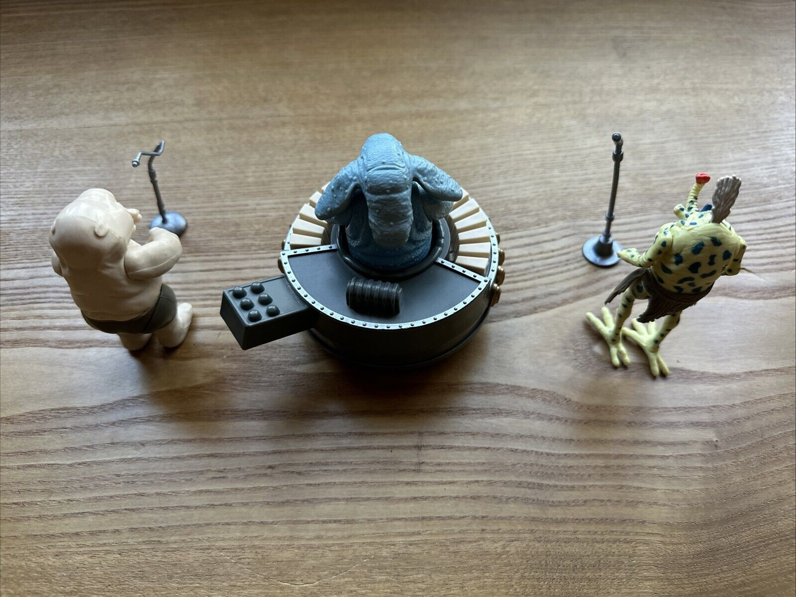 Sy Snootles & The Rebo Band sold