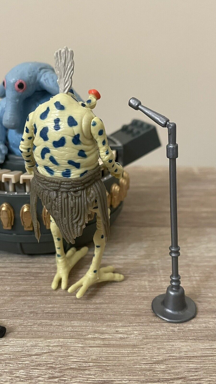 Sy Snootles & The Rebo Band sold