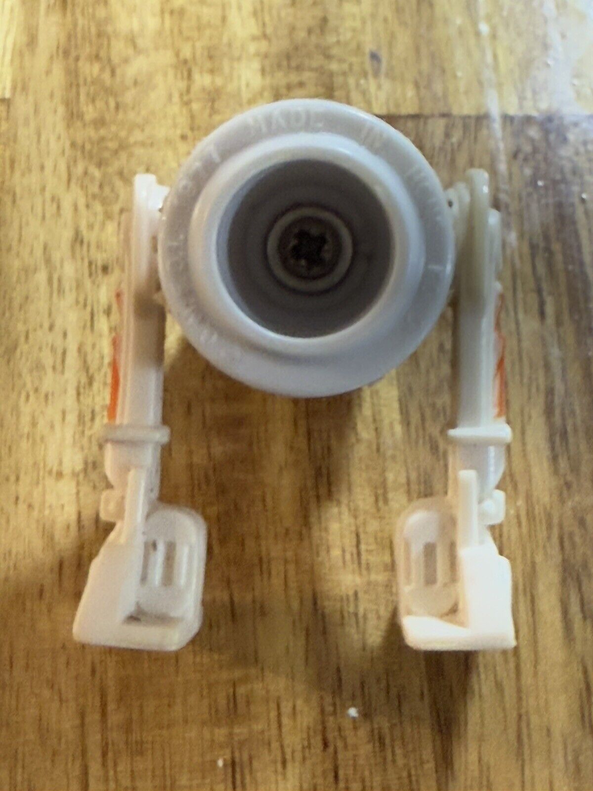 R5-D4 (Arfive-Defour) sold