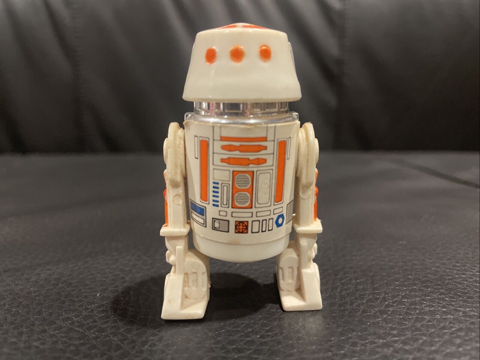 R5-D4 (Arfive-Defour) sold