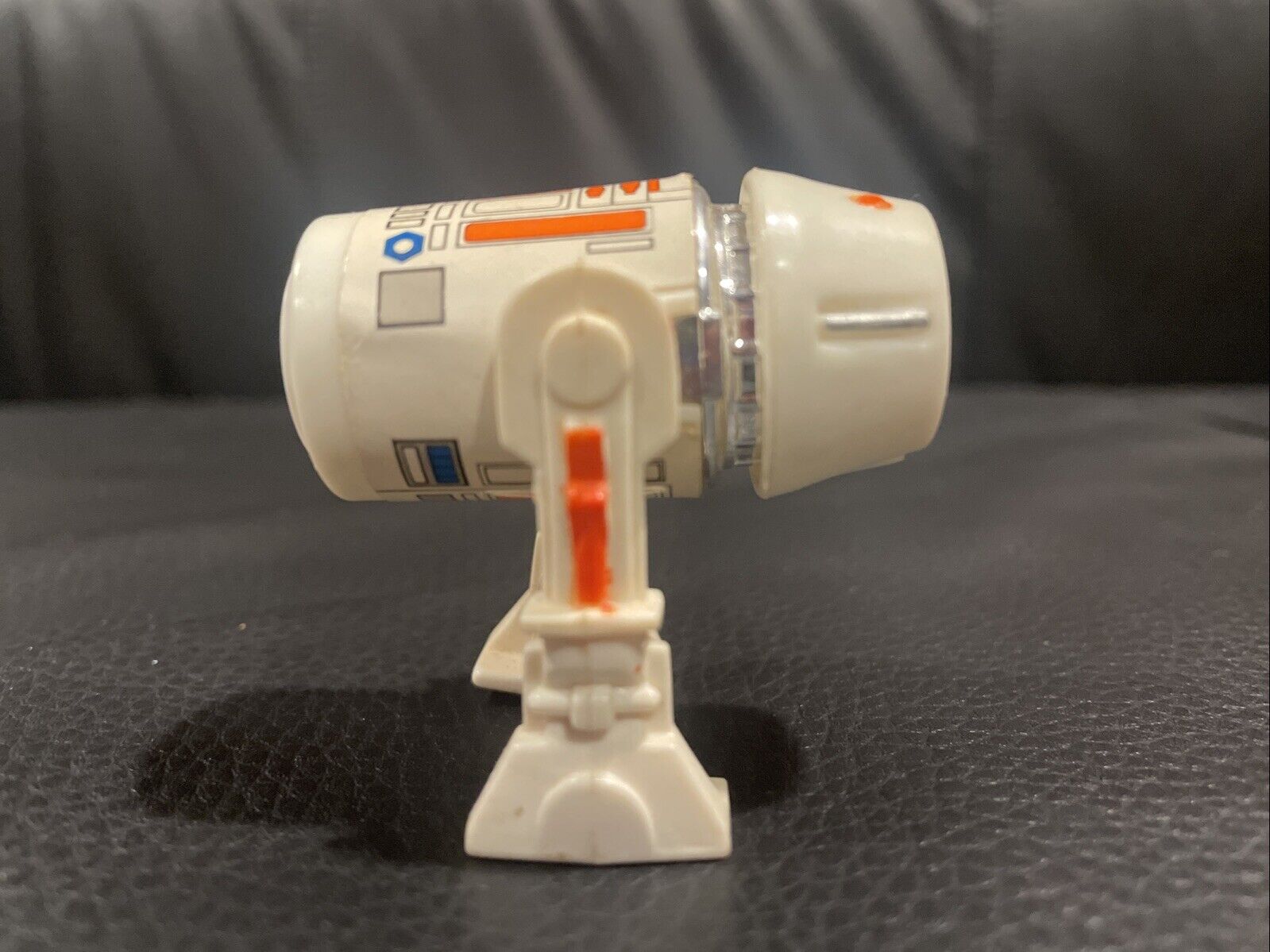 R5-D4 (Arfive-Defour) sold