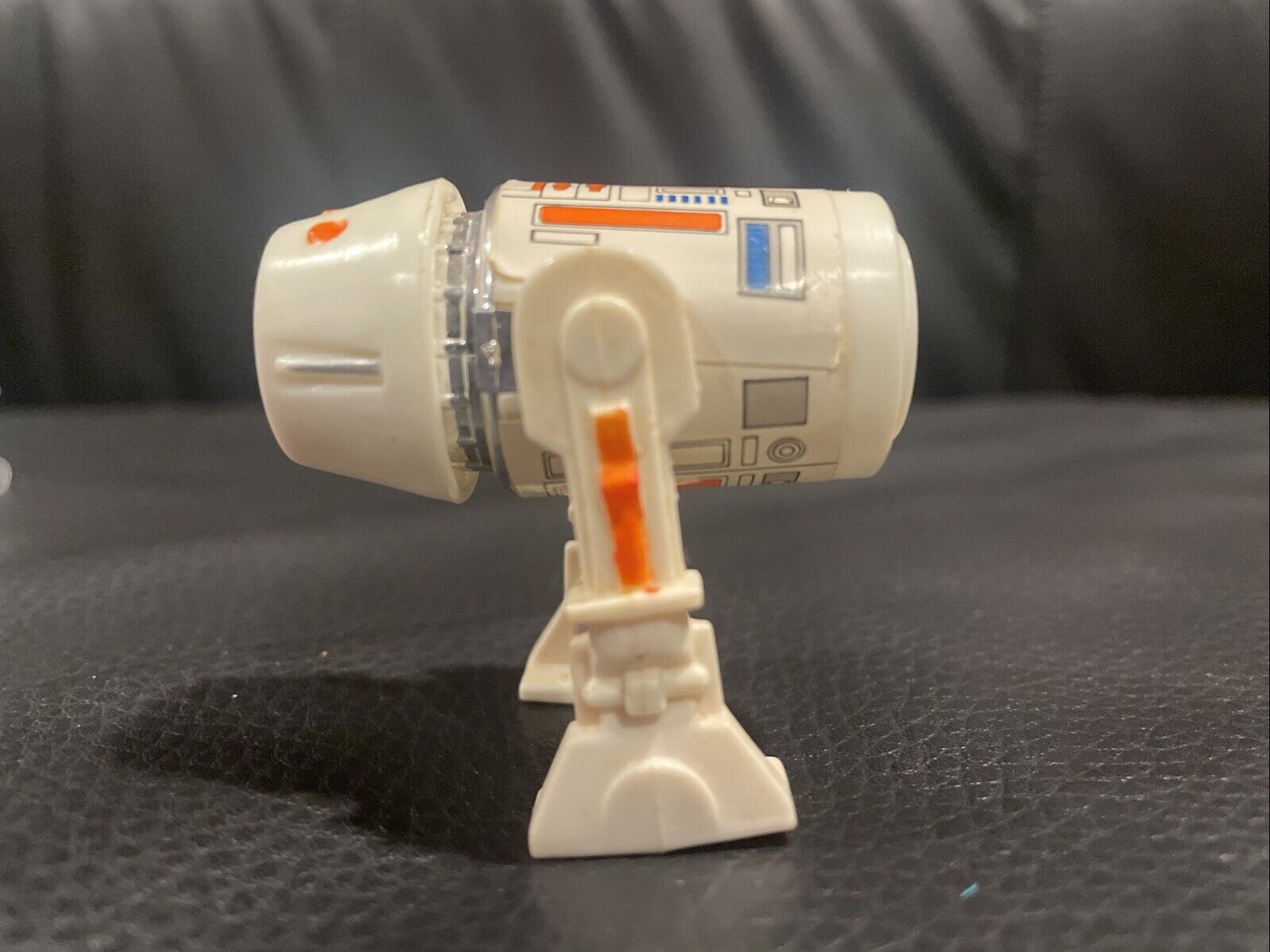 R5-D4 (Arfive-Defour) sold