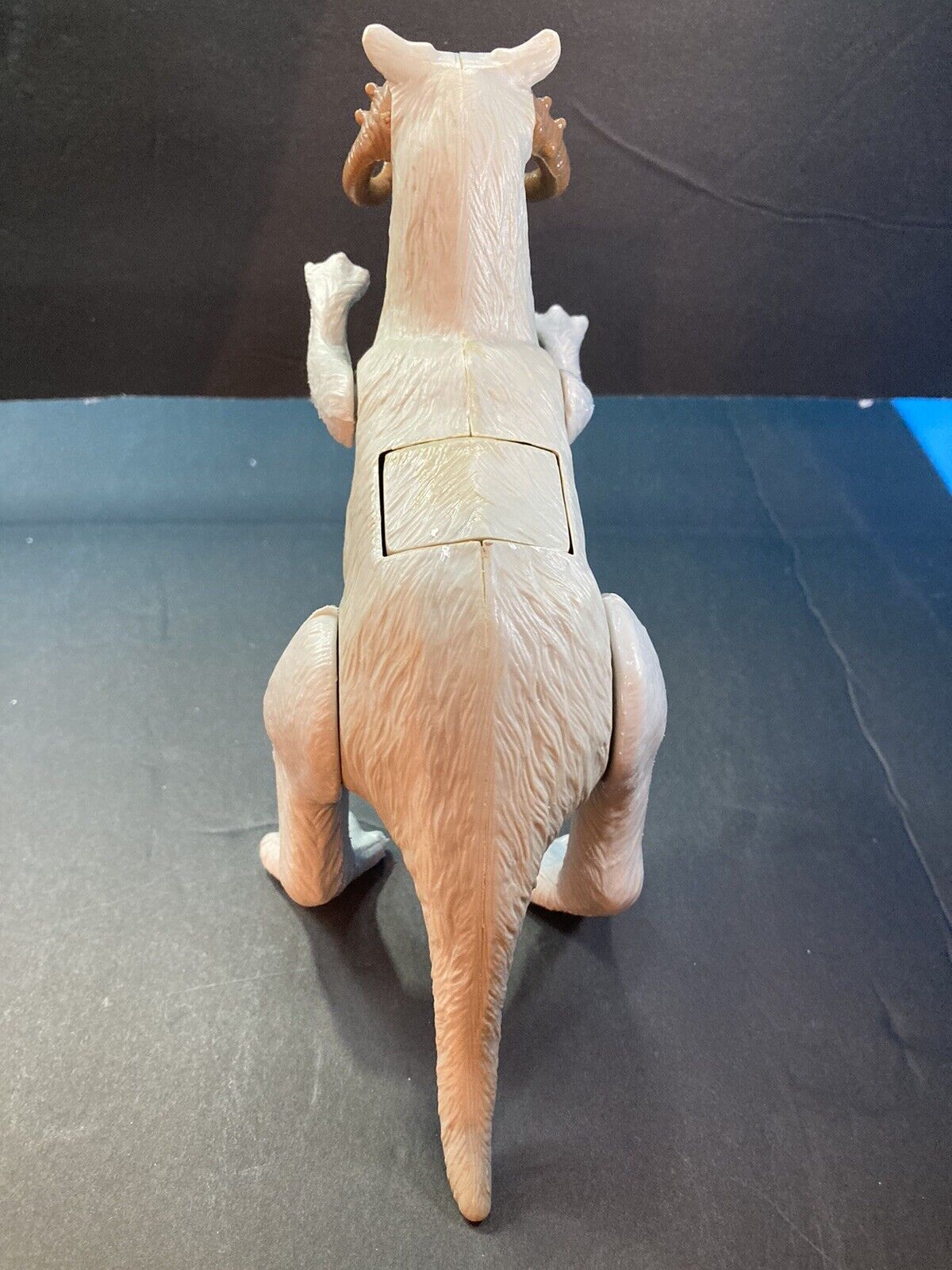 Tauntaun (closed belly) sold