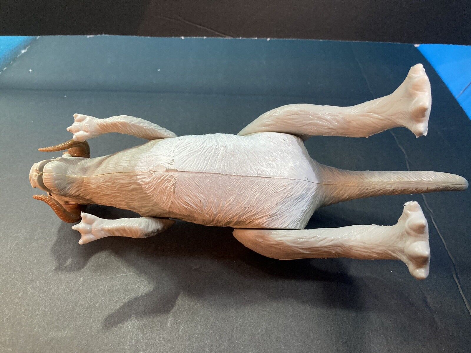 Tauntaun (closed belly) sold
