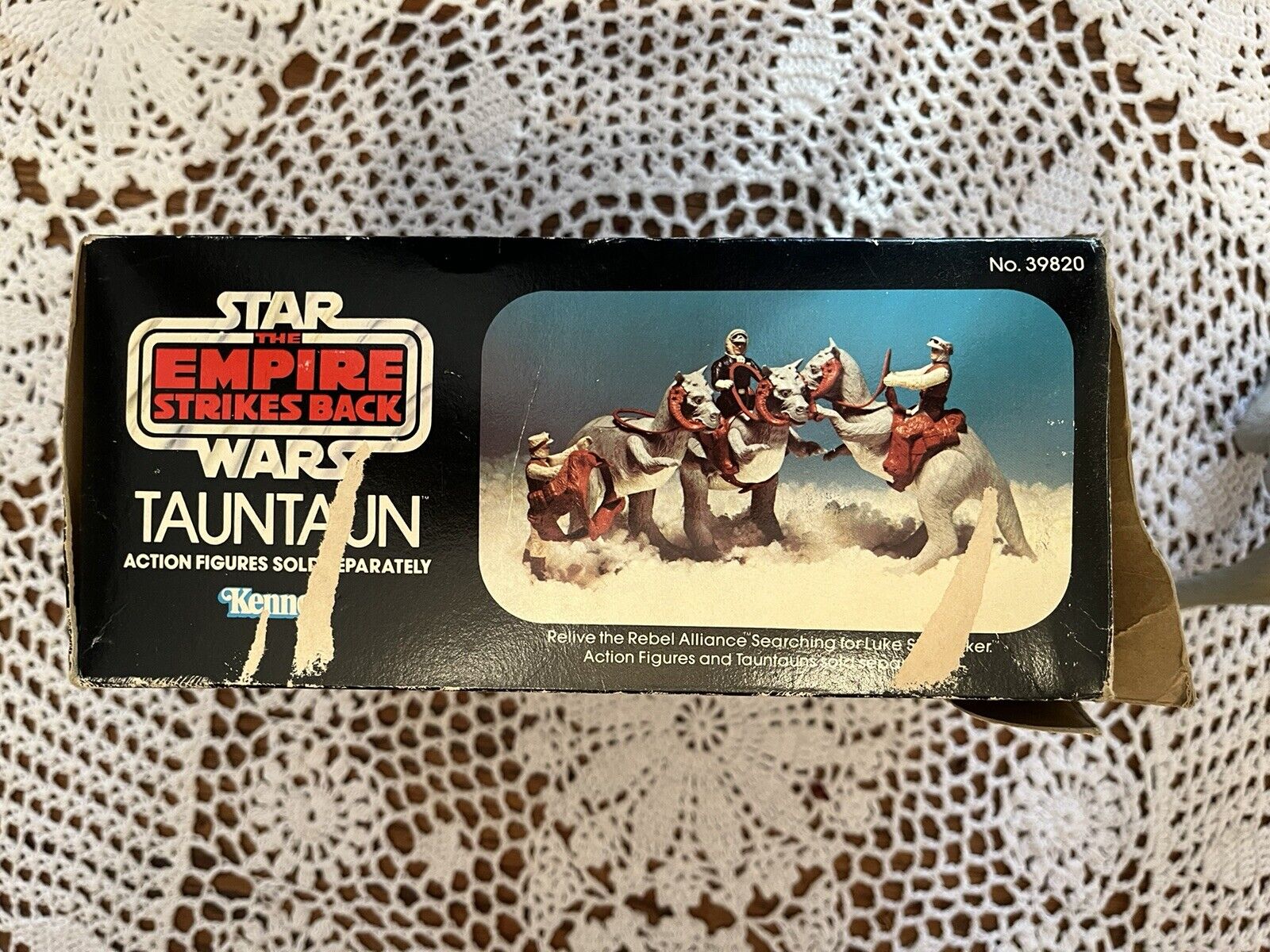 Tauntaun (closed belly) sold