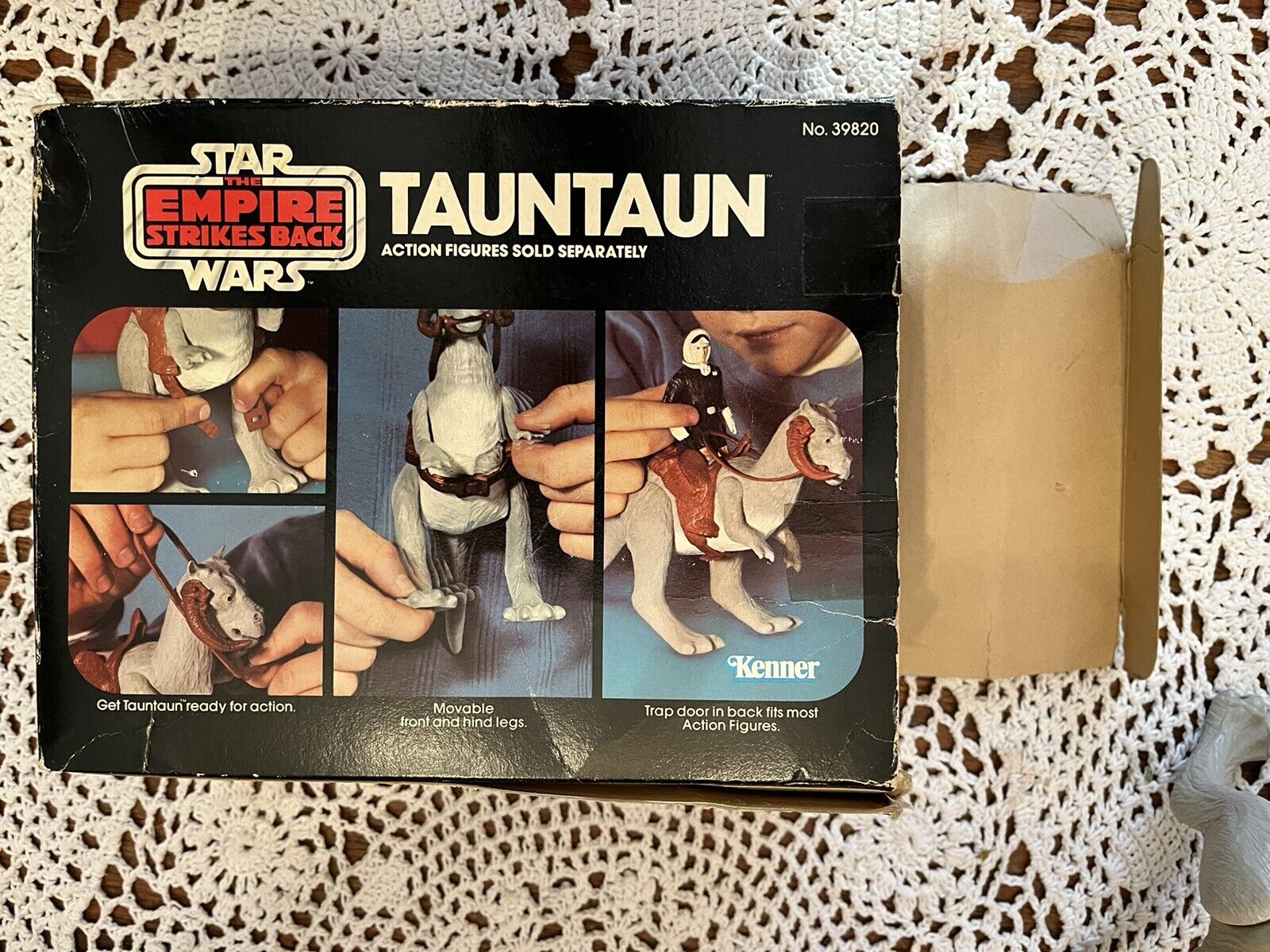 Tauntaun (closed belly) sold