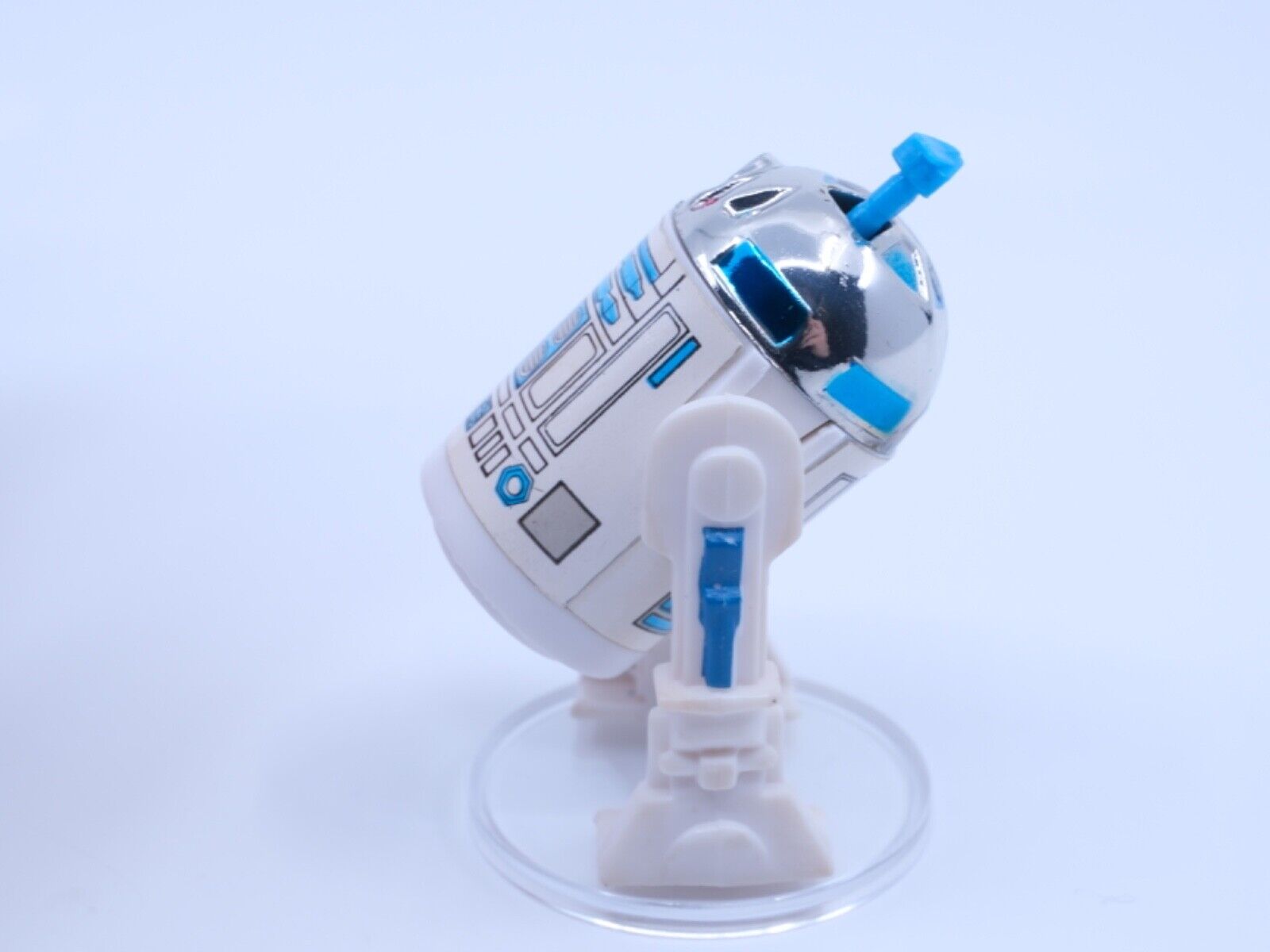 R2-D2 (Artoo-Detoo) (with Sensorscope) sold