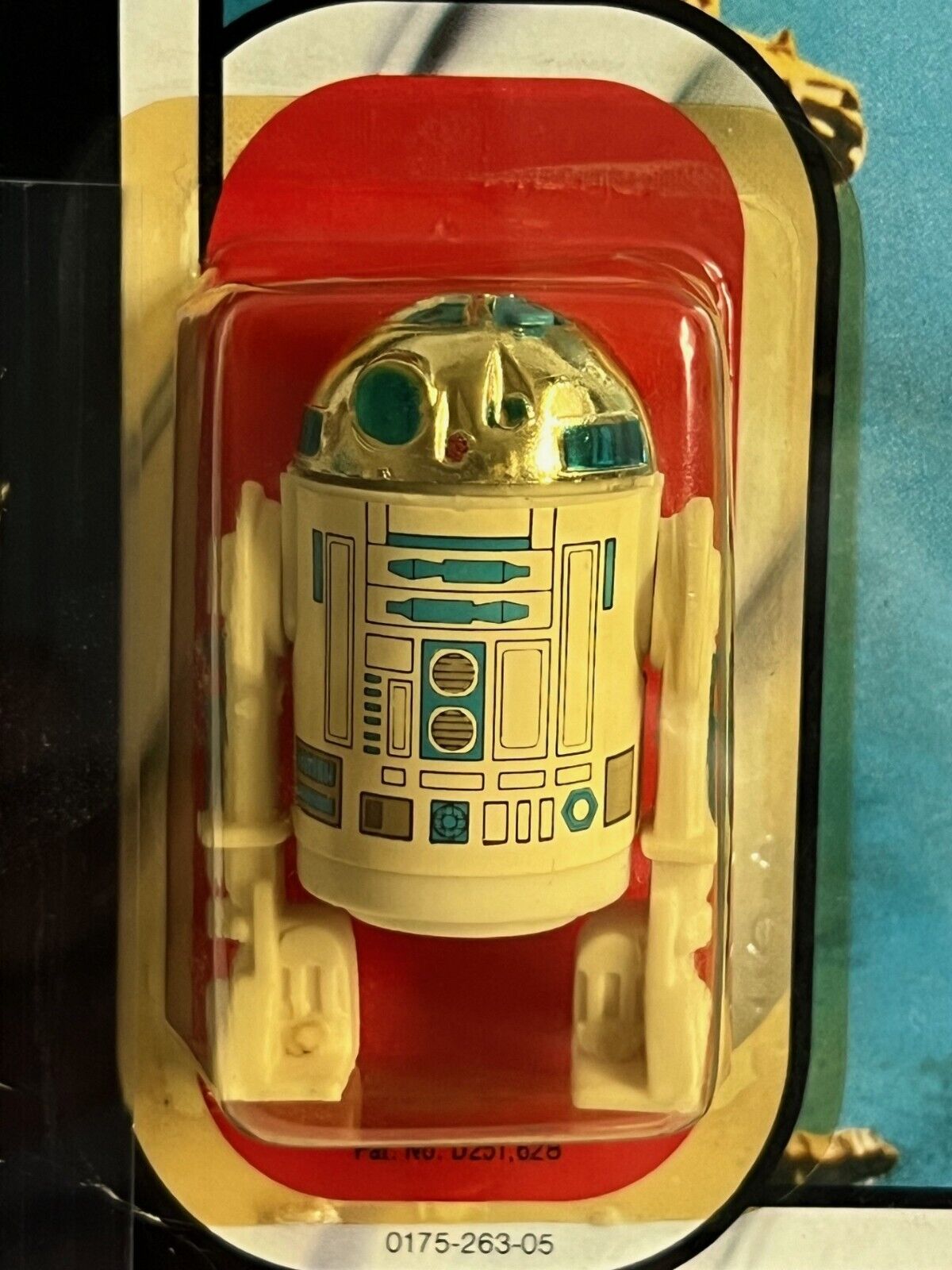 R2-D2 (Artoo-Detoo) (with Sensorscope) sold