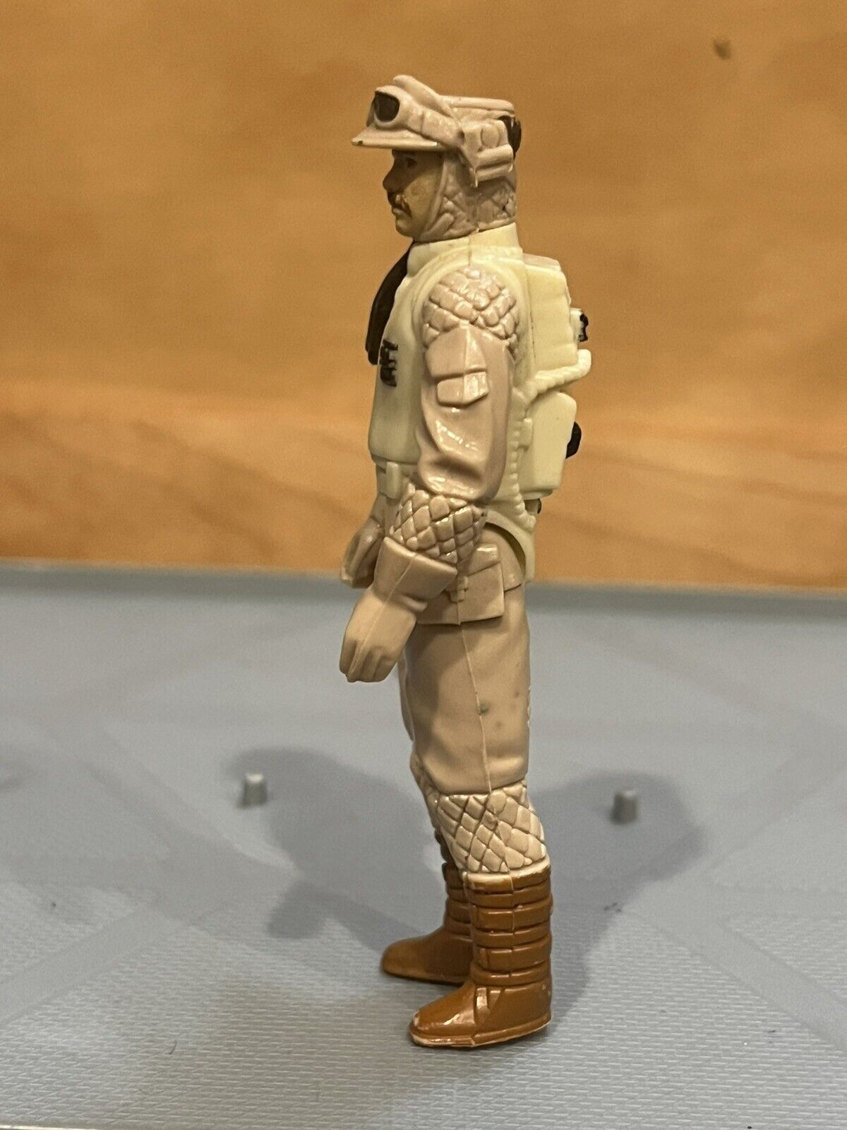 Rebel Commander sold