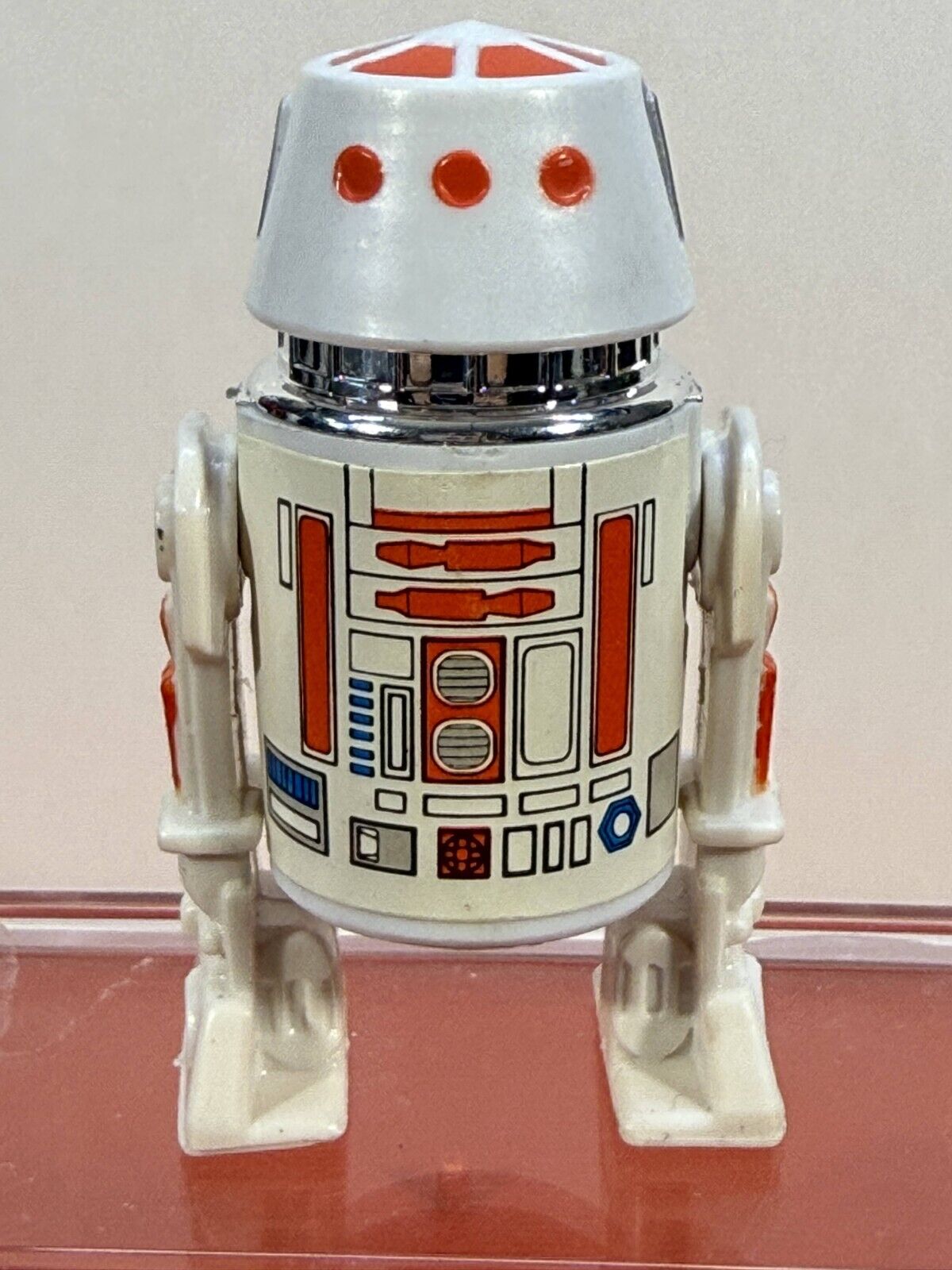 R5-D4 (Arfive-Defour) sold