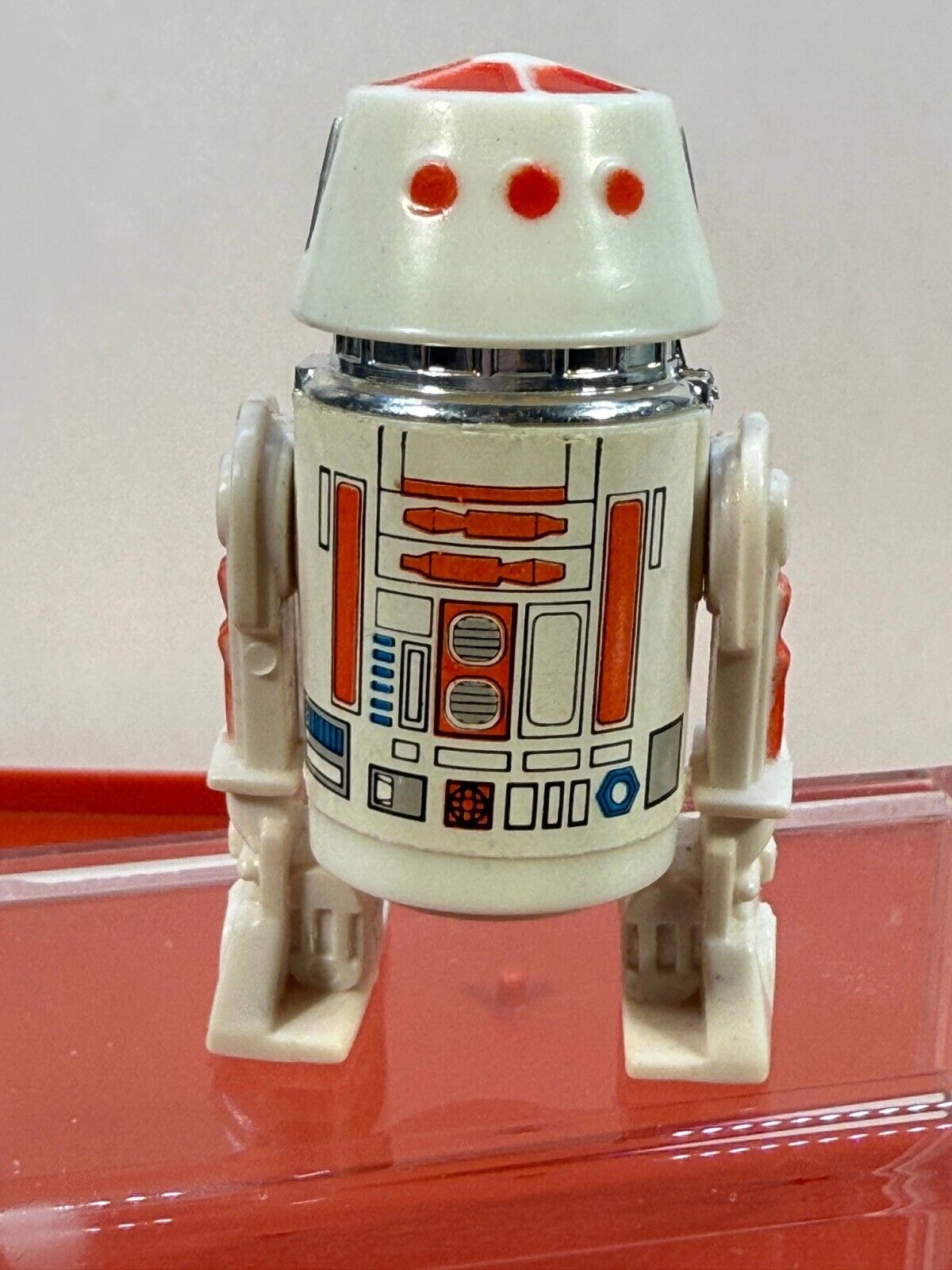 R5-D4 (Arfive-Defour) sold