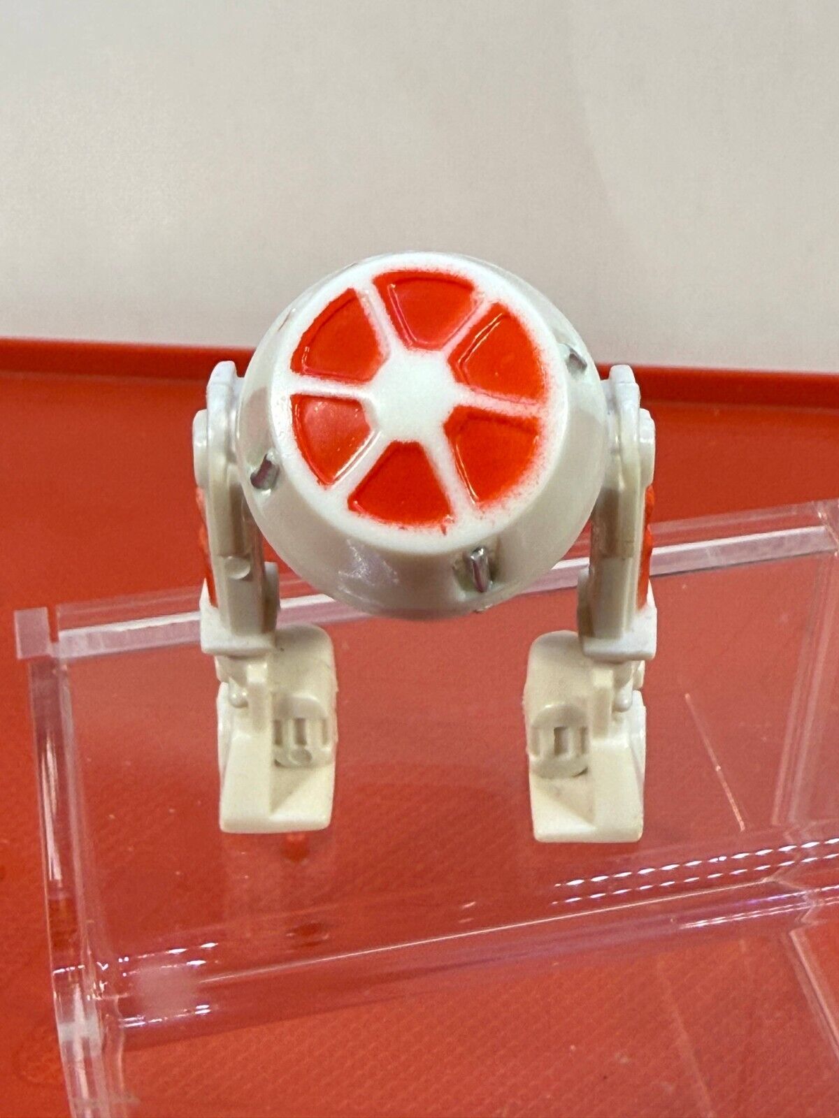 R5-D4 (Arfive-Defour) sold