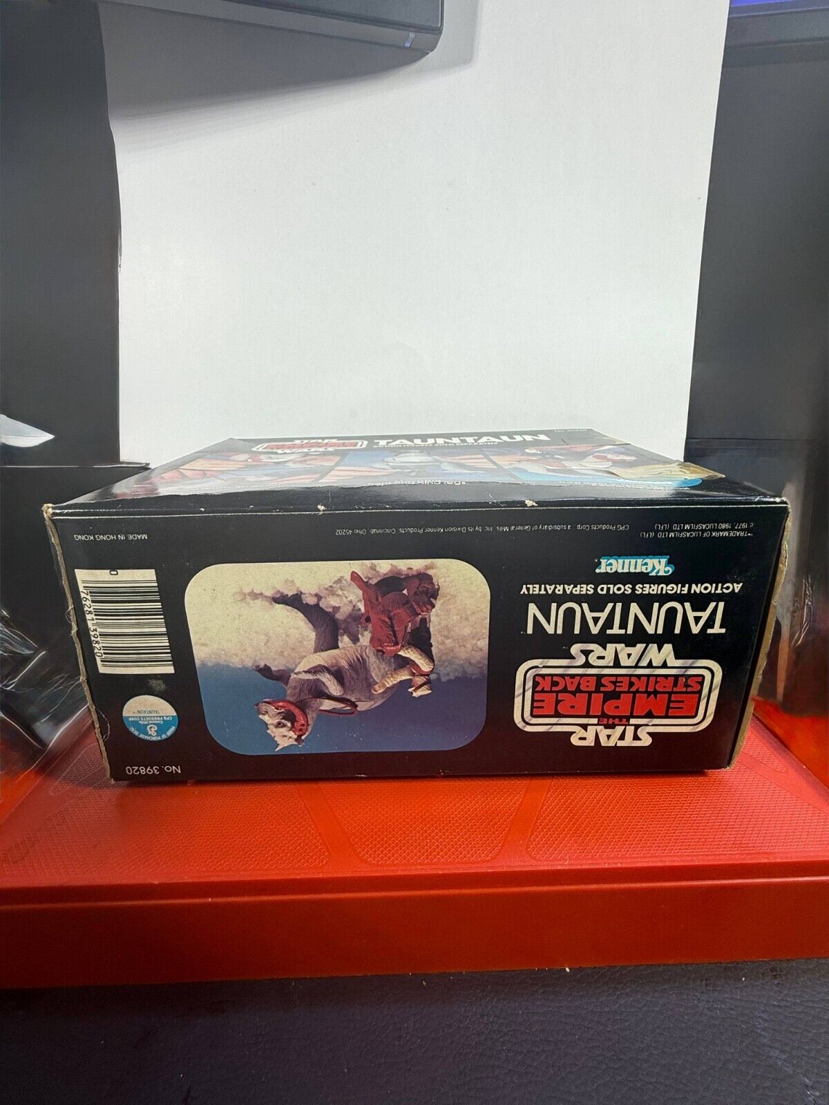Tauntaun (closed belly) sold