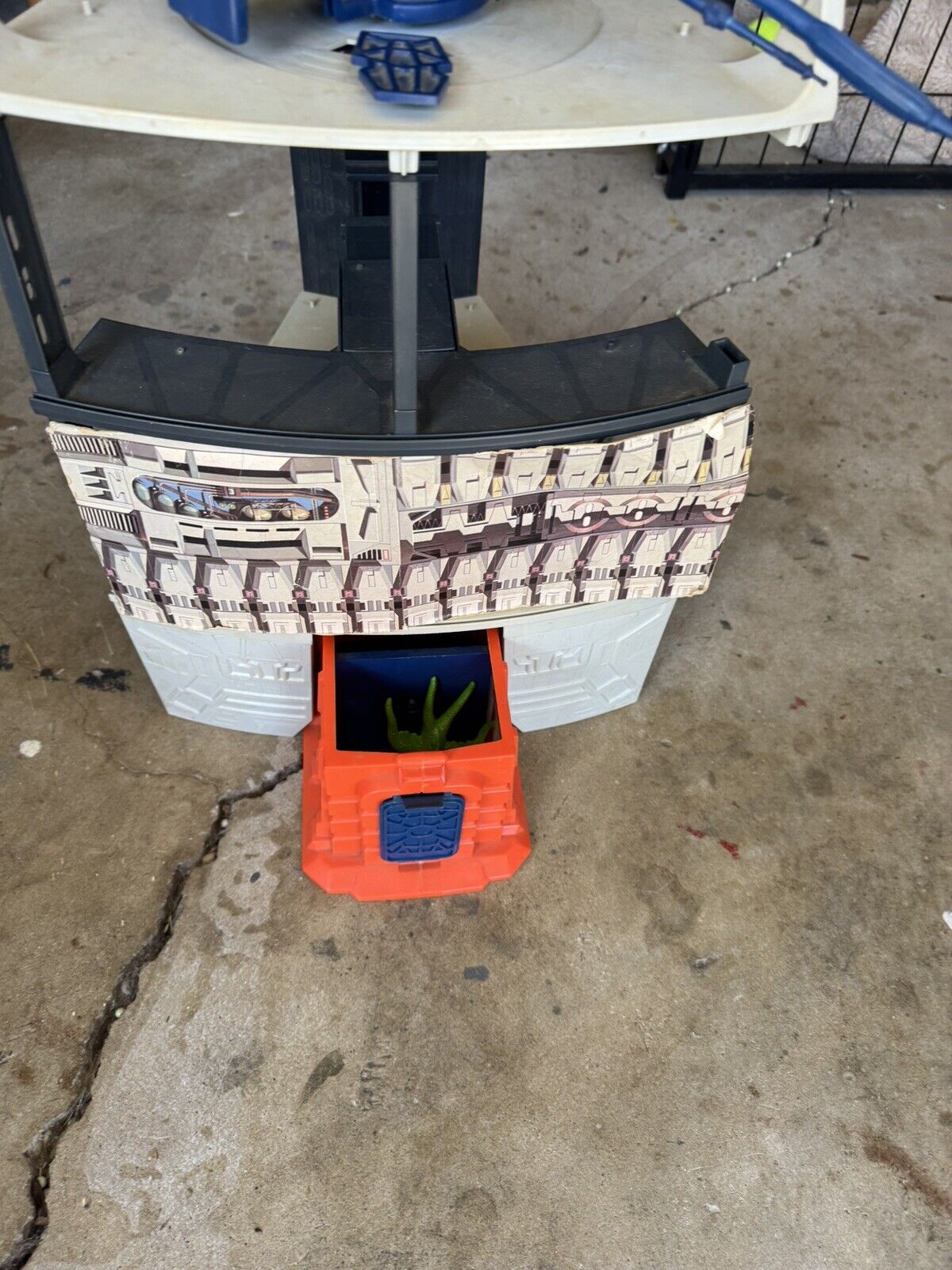 Death Star Space Station (Kenner) sold