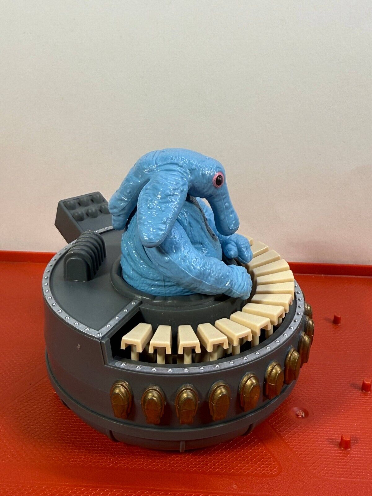 Max Rebo sold