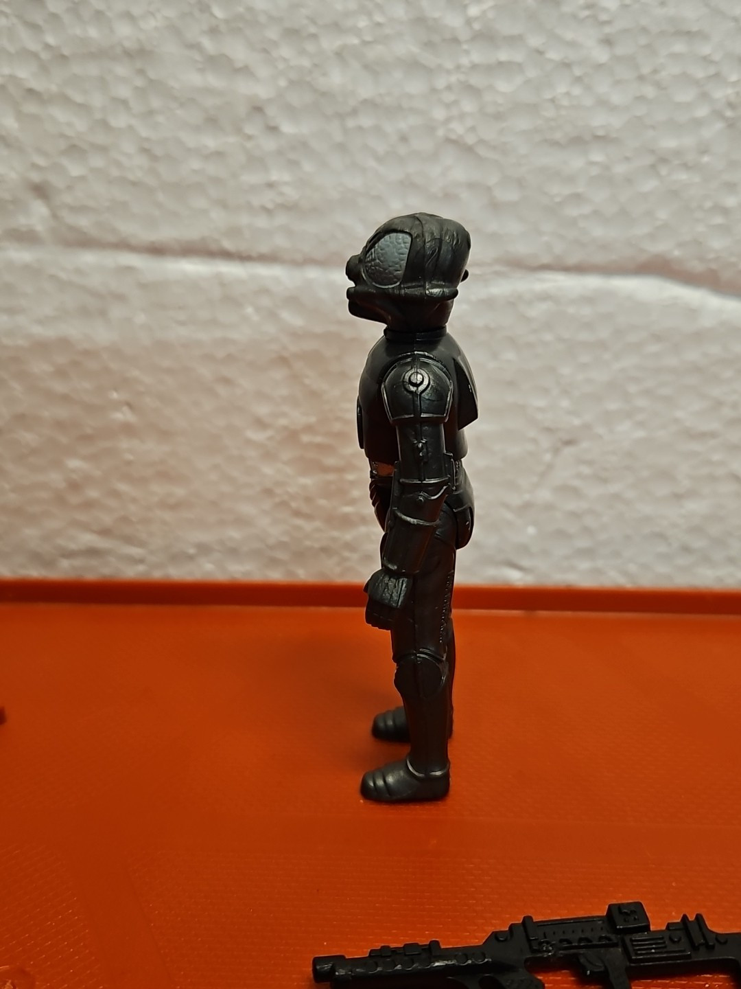 Zuckuss sold