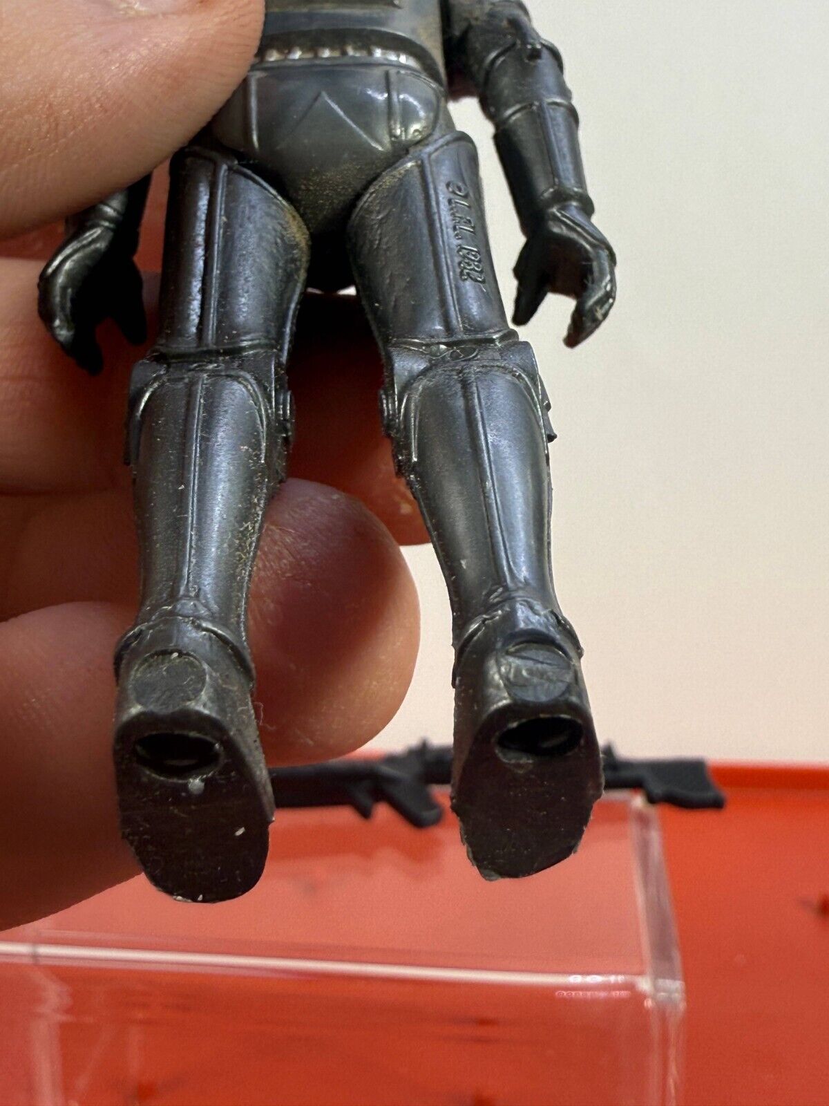 Zuckuss sold