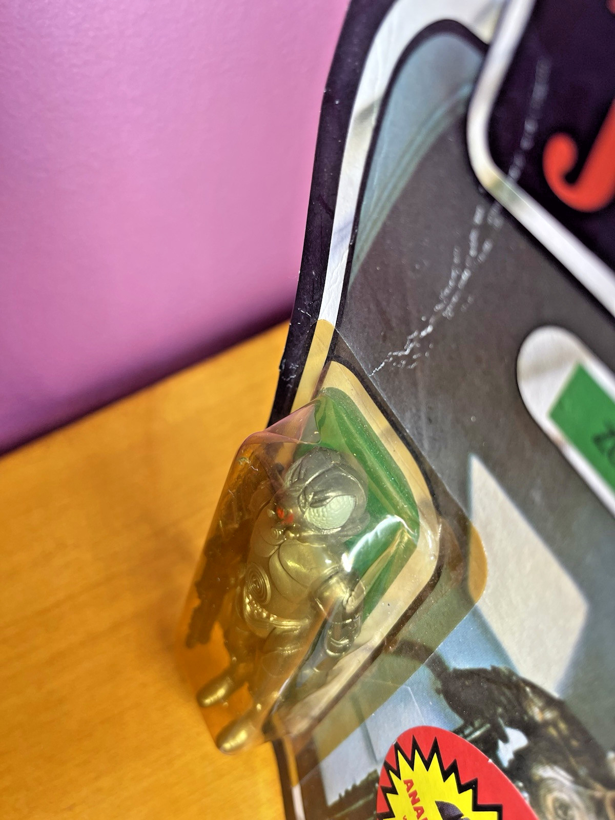 Zuckuss sold