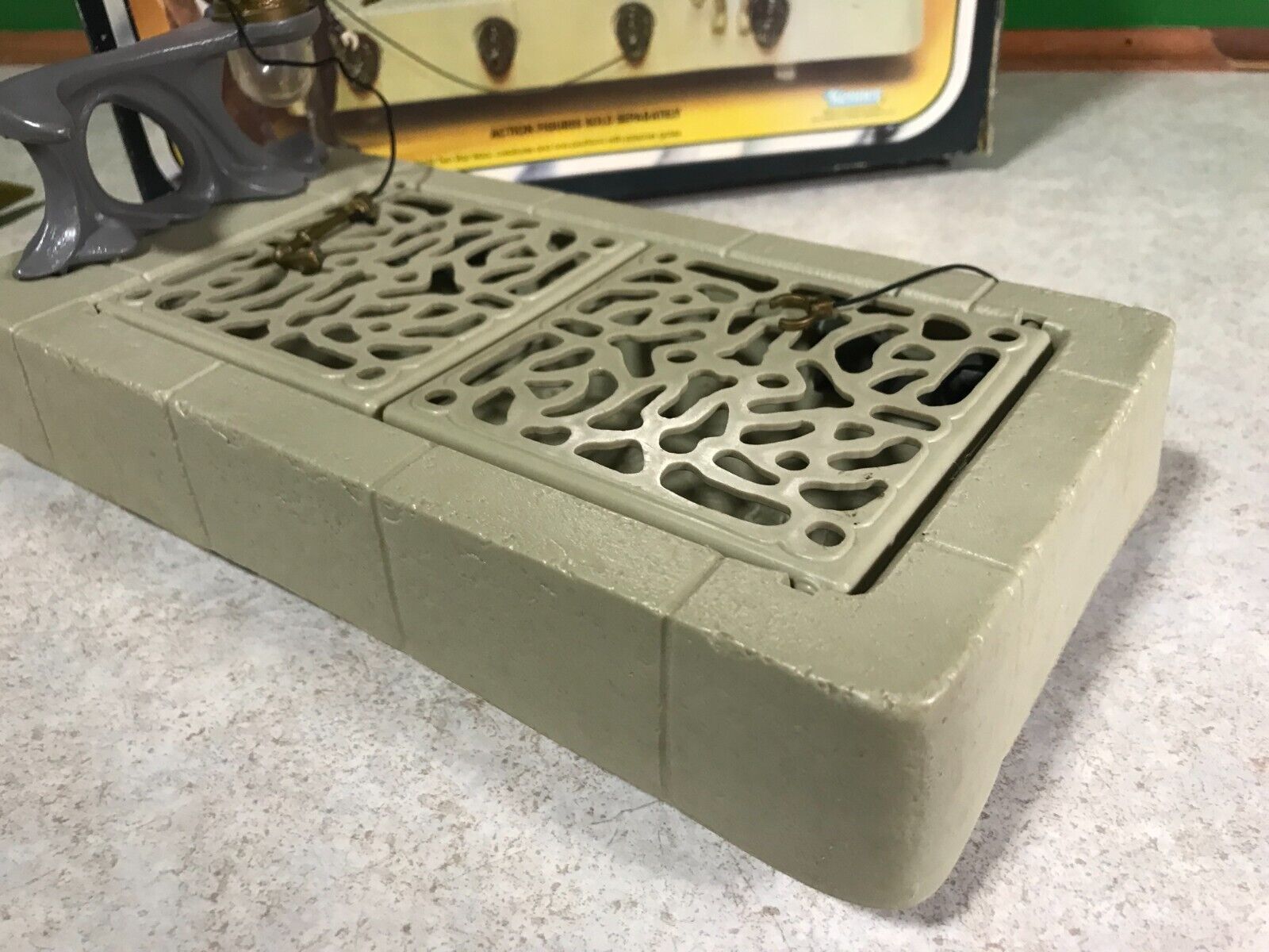 Jabba the Hutt Action Playset sold