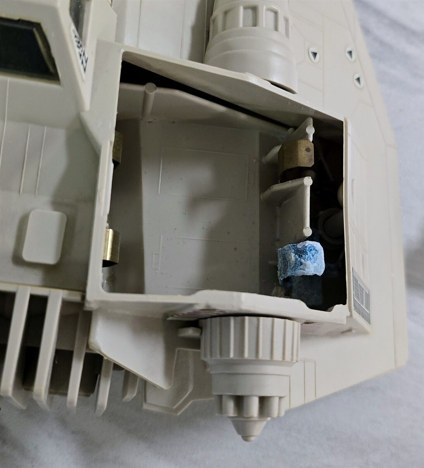 Rebel Armored Snowspeeder sold