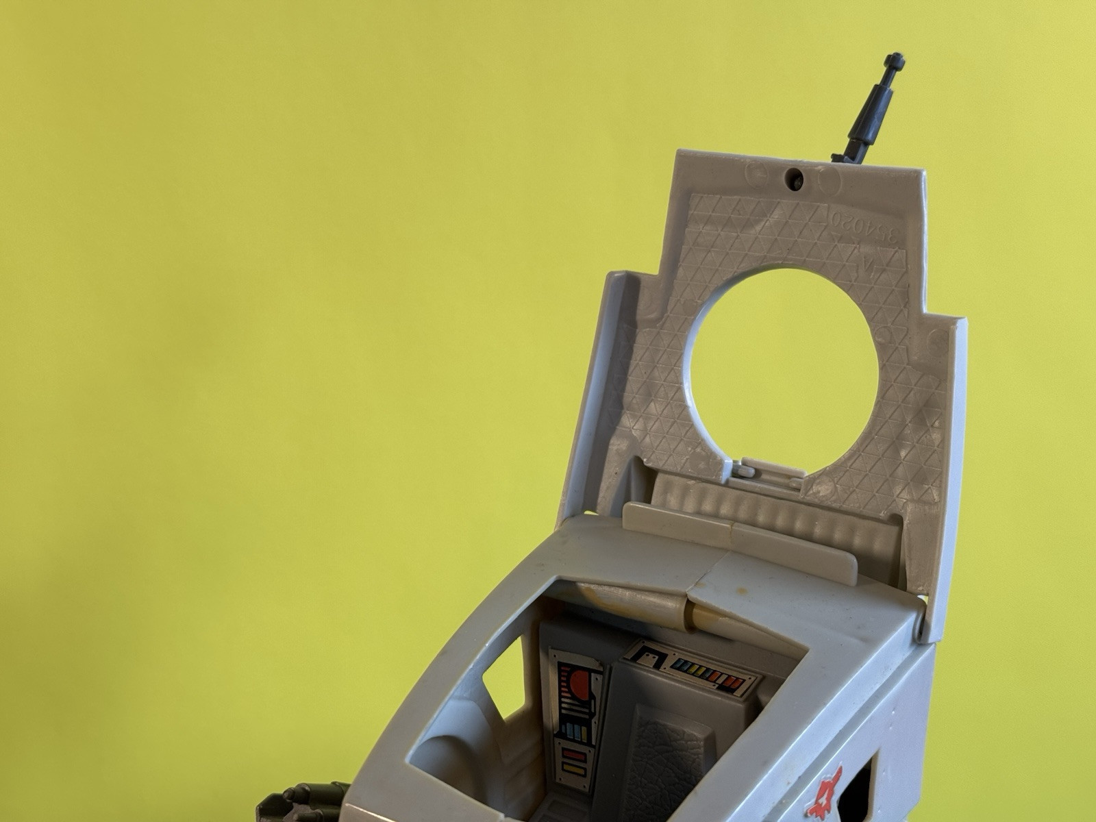 Scout Walker (AT-ST) sold