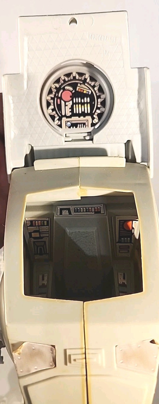 Scout Walker (AT-ST) sold