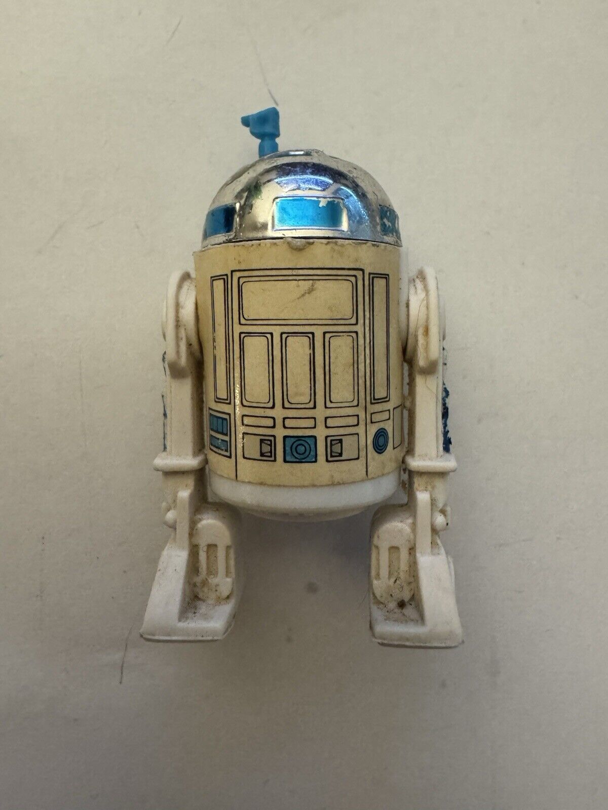 R2-D2 (Artoo-Detoo) (with Sensorscope) sold