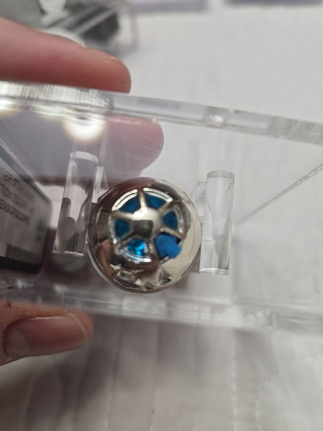 R2-D2 (Artoo-Detoo) (with Sensorscope) sold
