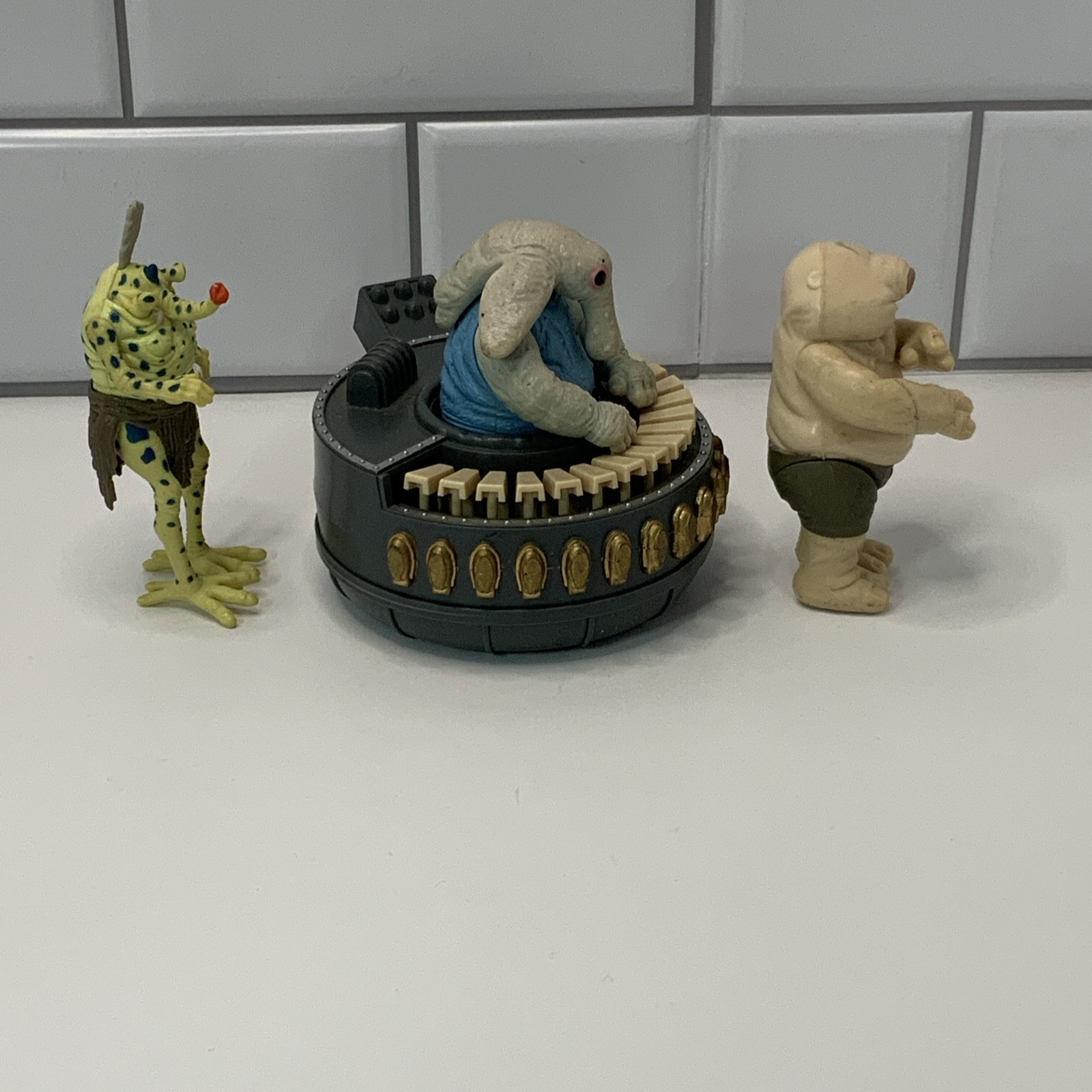 Sy Snootles & The Rebo Band sold